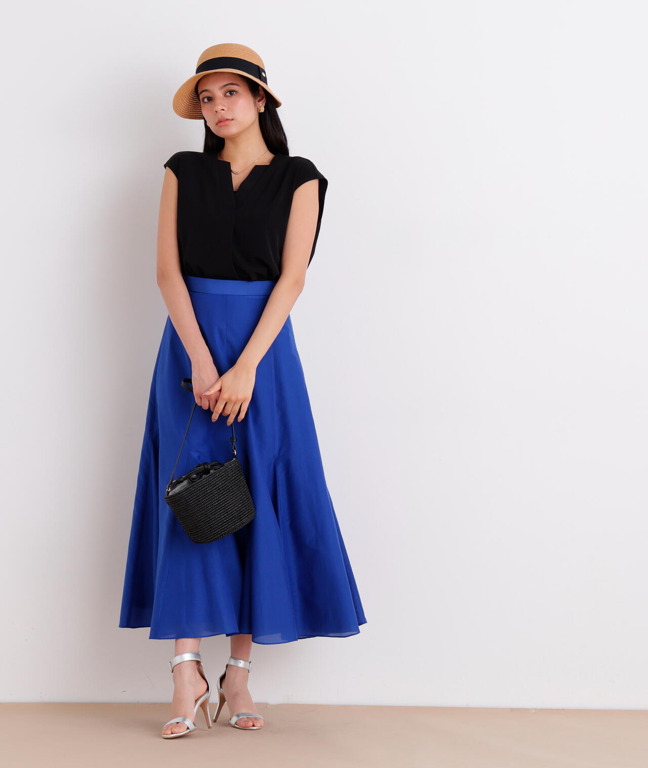 167cm B:82 W: 62H:88 着用サイズ:38