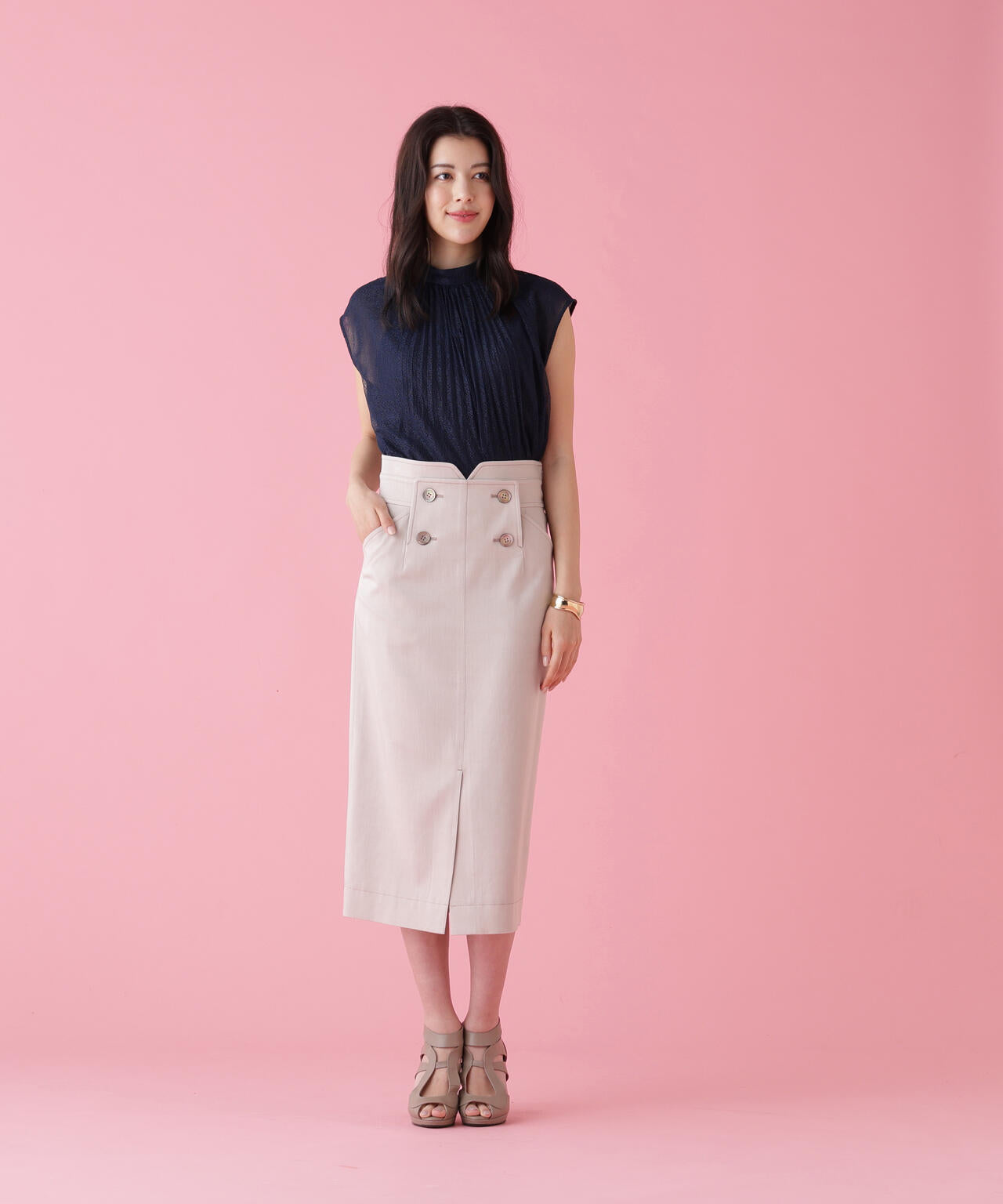 170cm B:76 W:60 H:84 着用サイズ:38