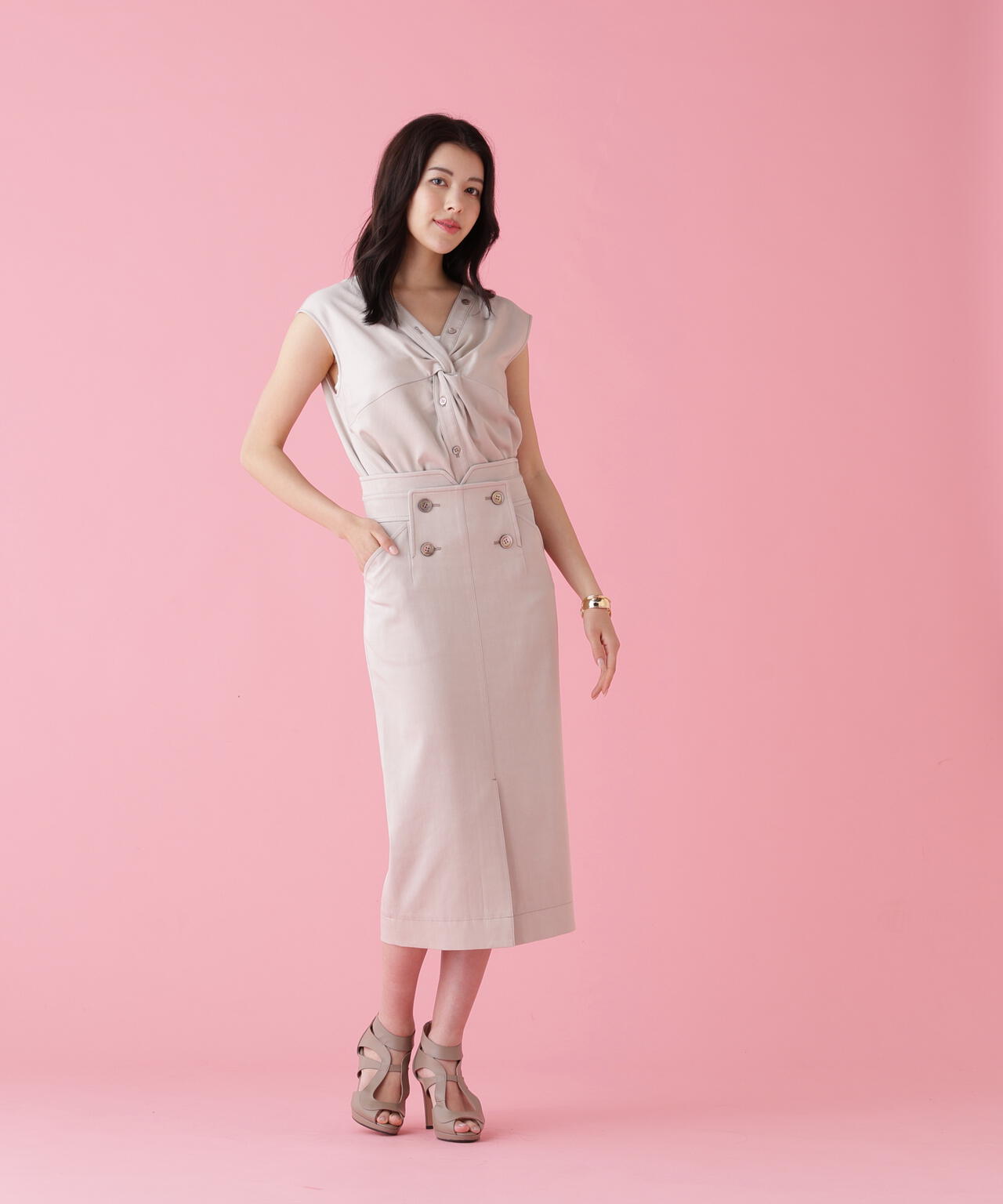 170cm B:76 W:60 H:84 着用サイズ:38