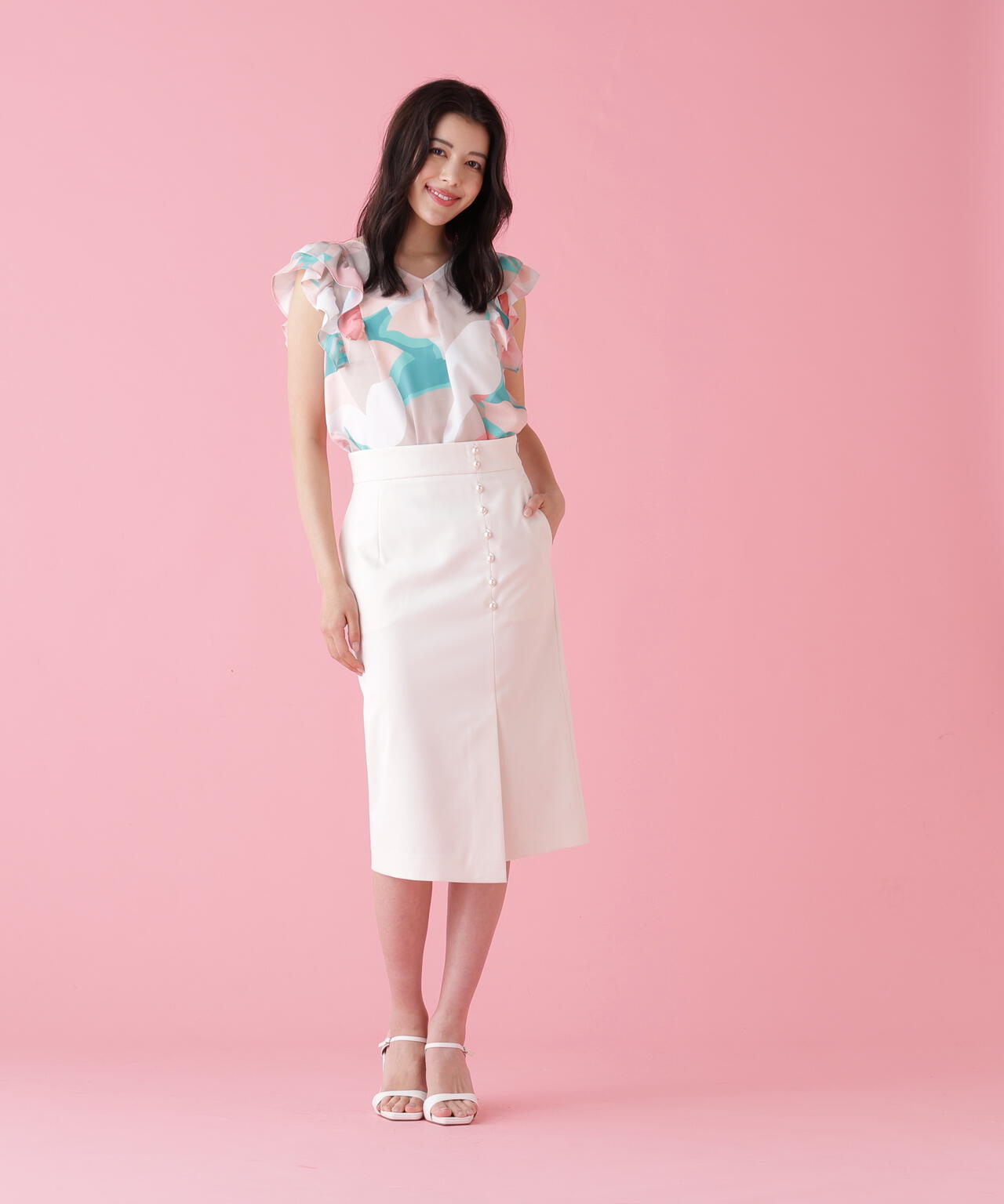 170cm B:76 W:60 H:84 着用サイズ:38