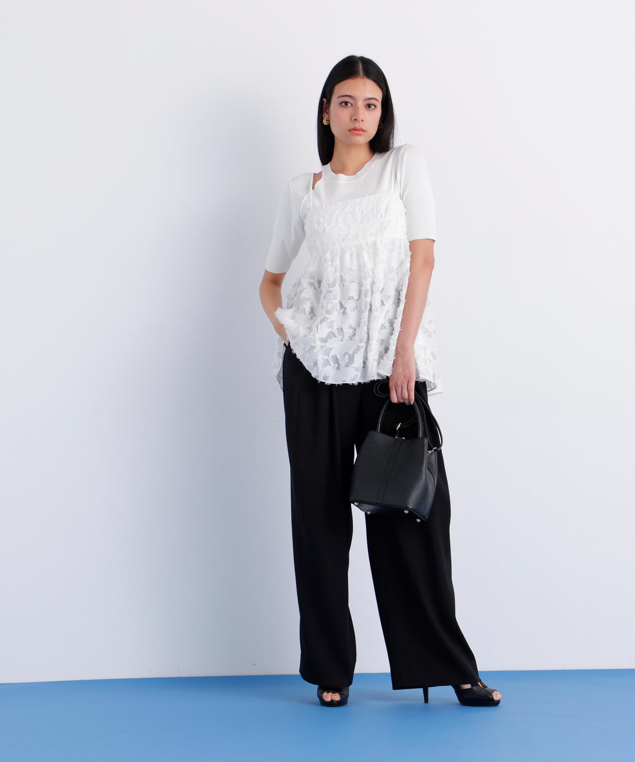 167cm B:82 W: 62H:88 着用サイズ:38