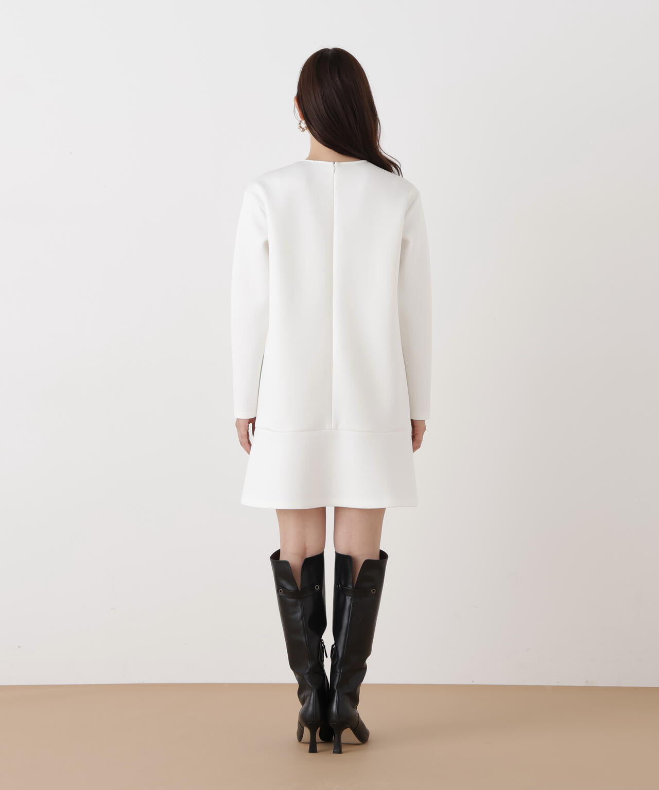 ダンボールニットミニワンピース