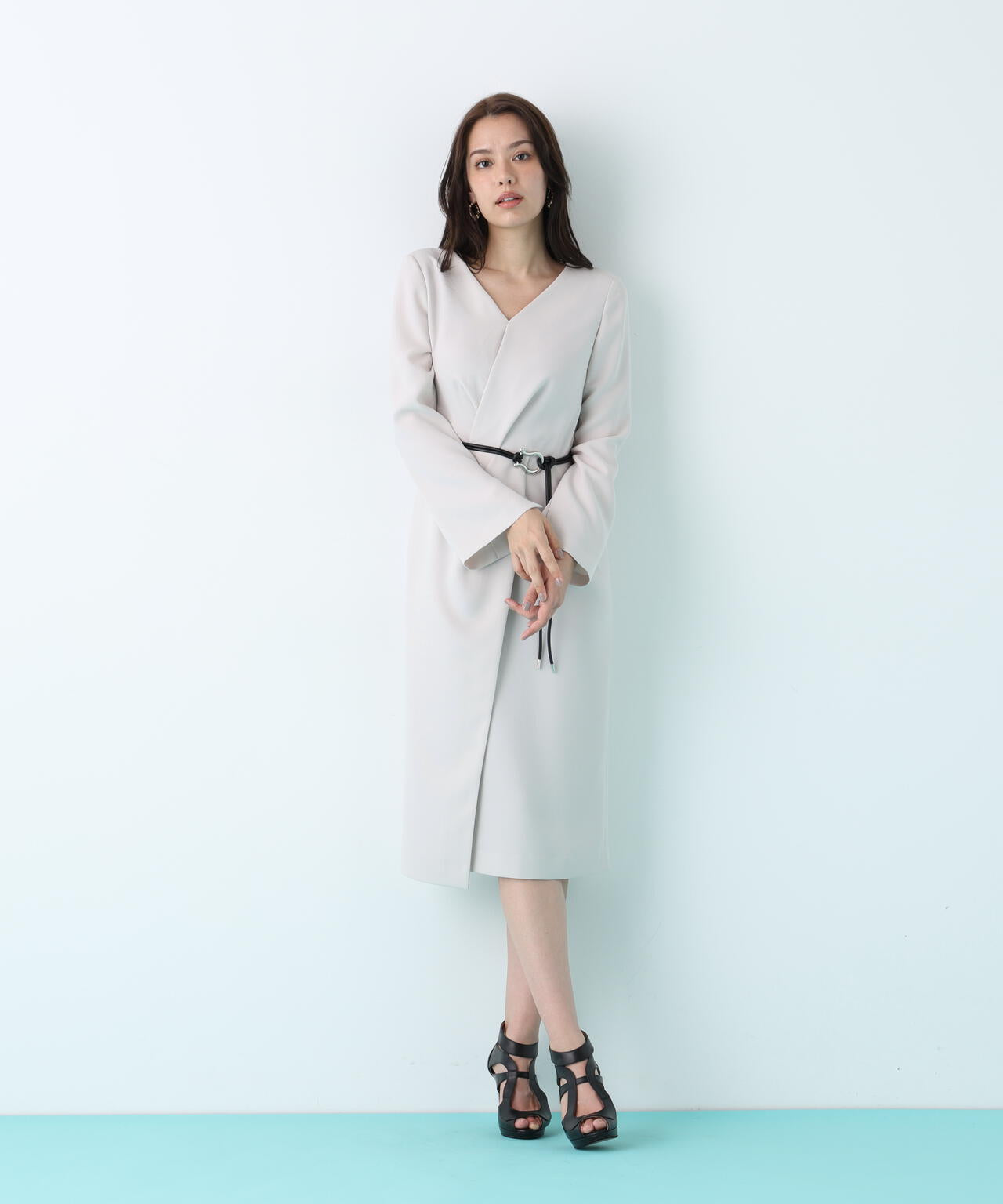 タッククロスウエストワンピース