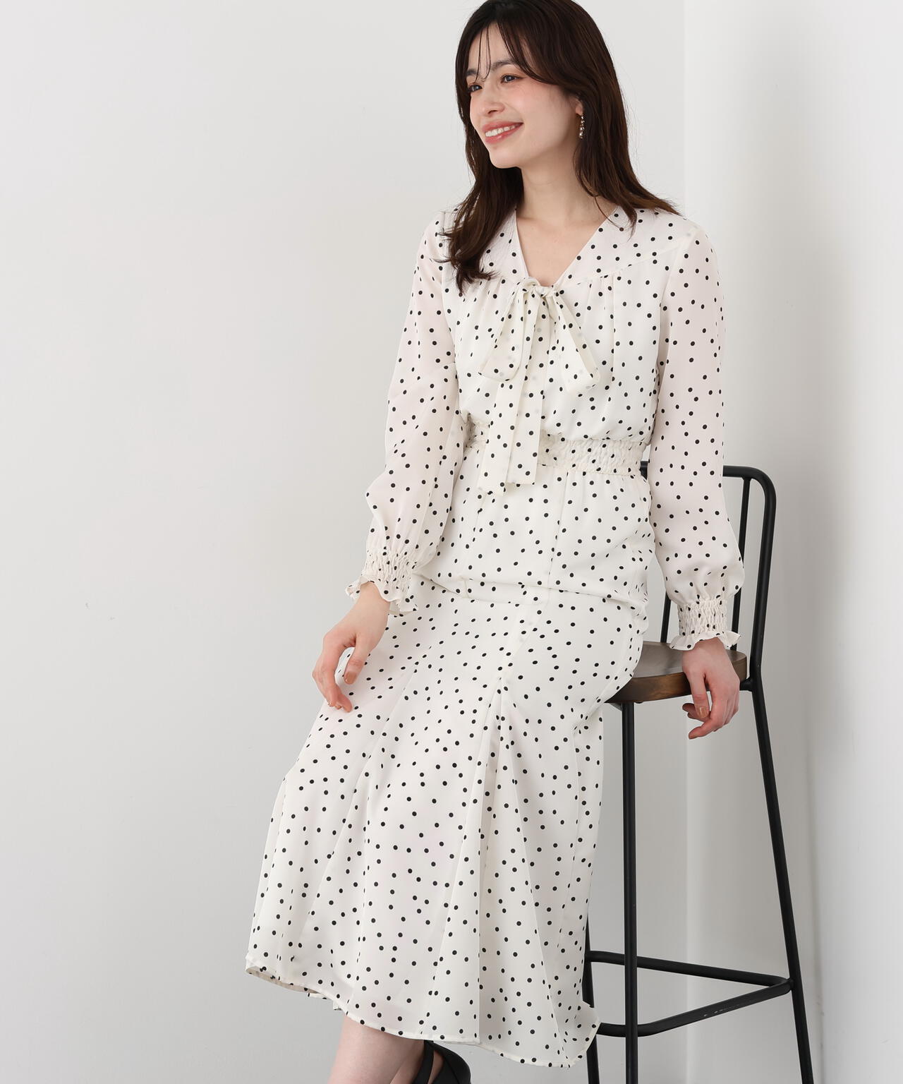 ドットプリントリボンワンピース