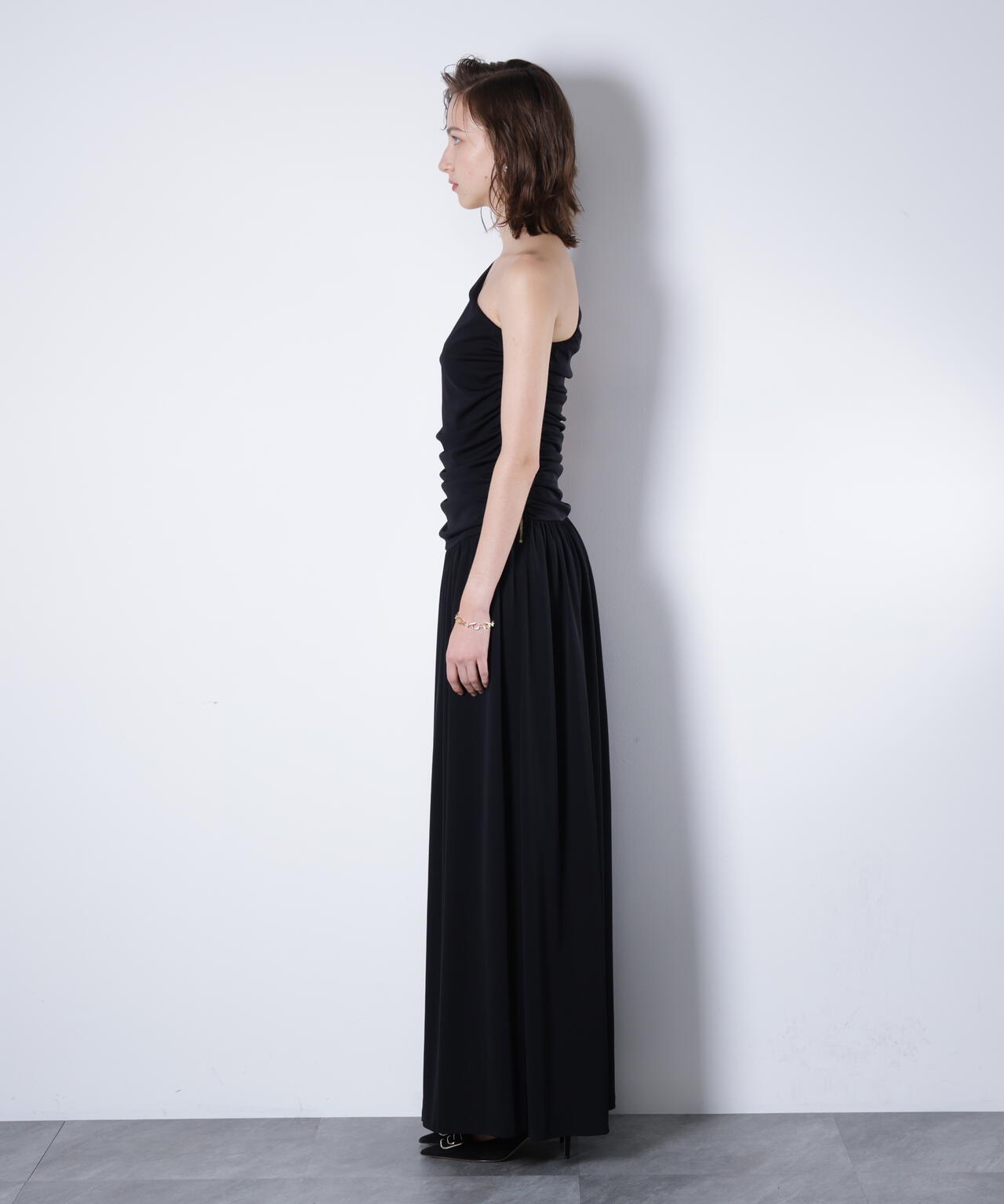 ワンショルダーシャーリングドレス_