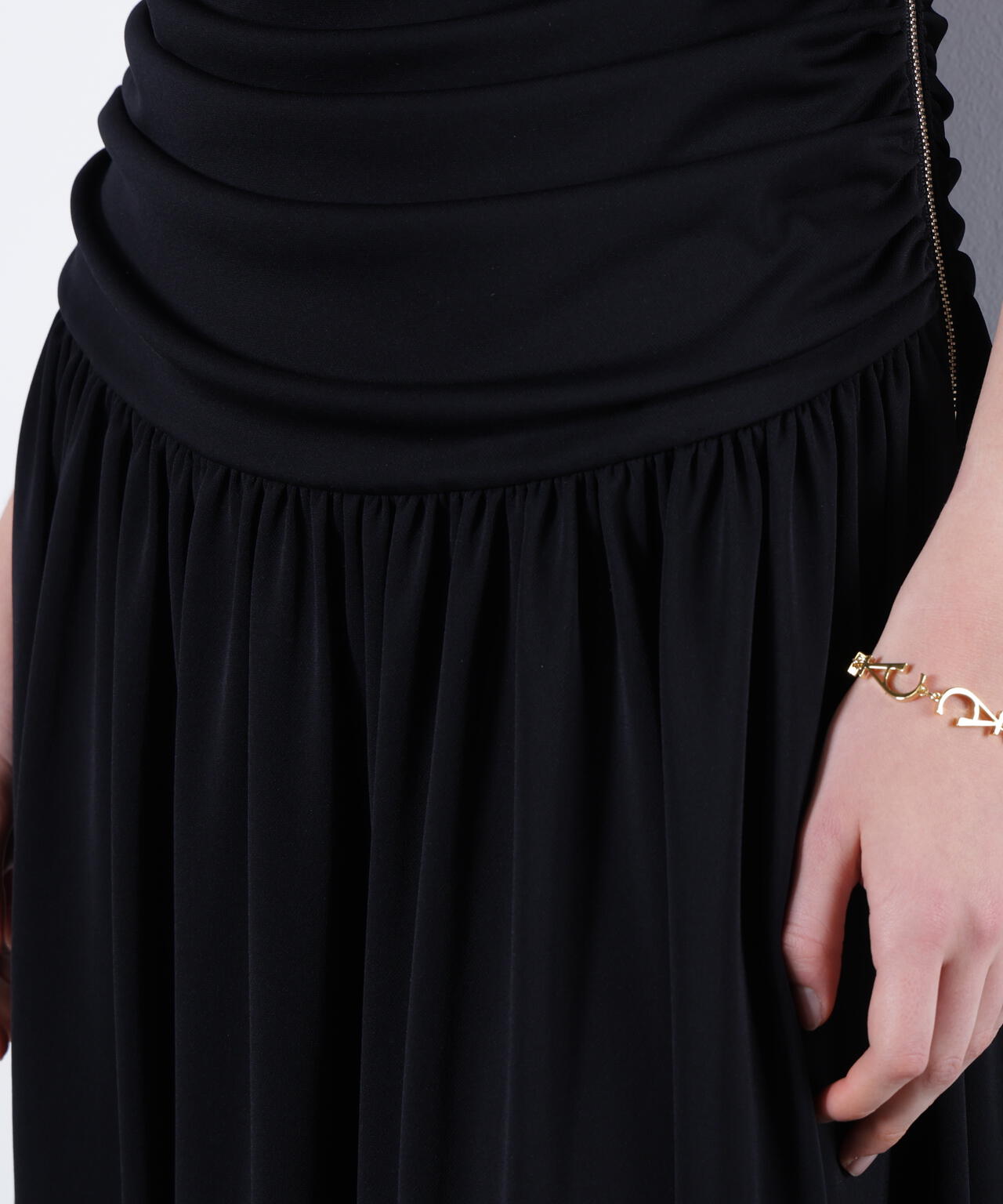 ワンショルダーシャーリングドレス_