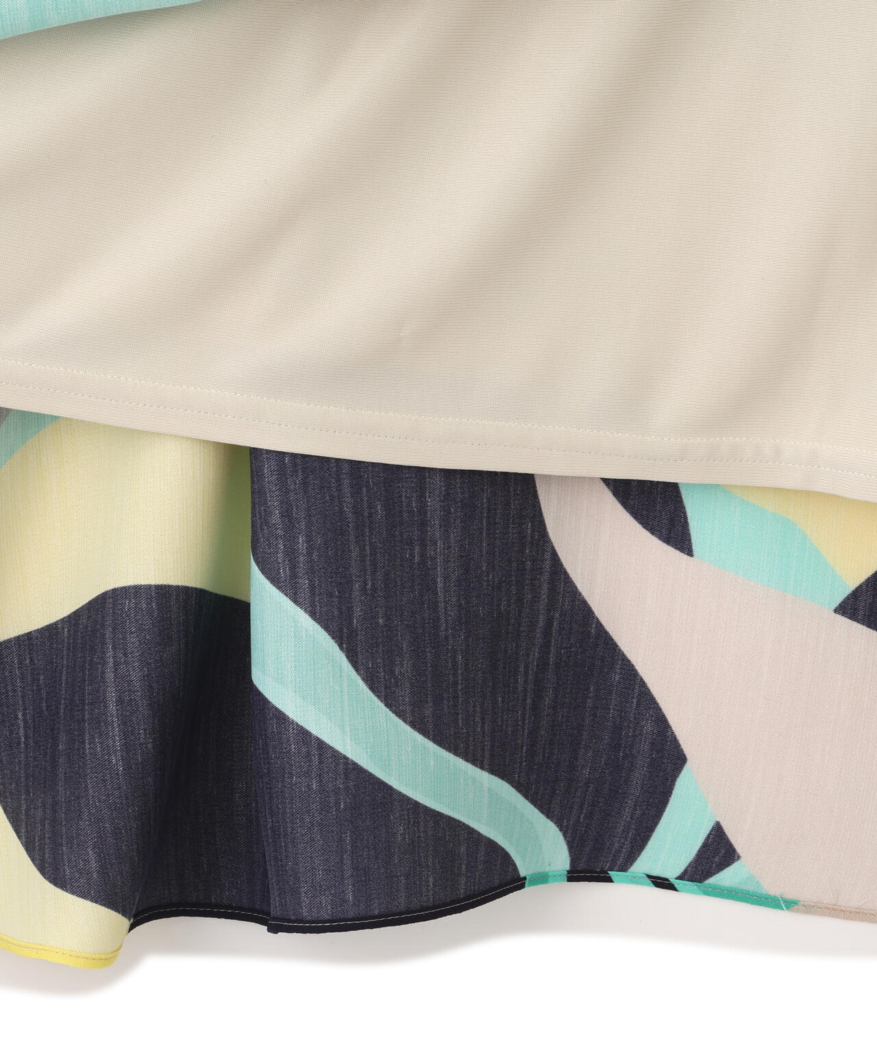 シェードリーフプリントギャザーワンピース