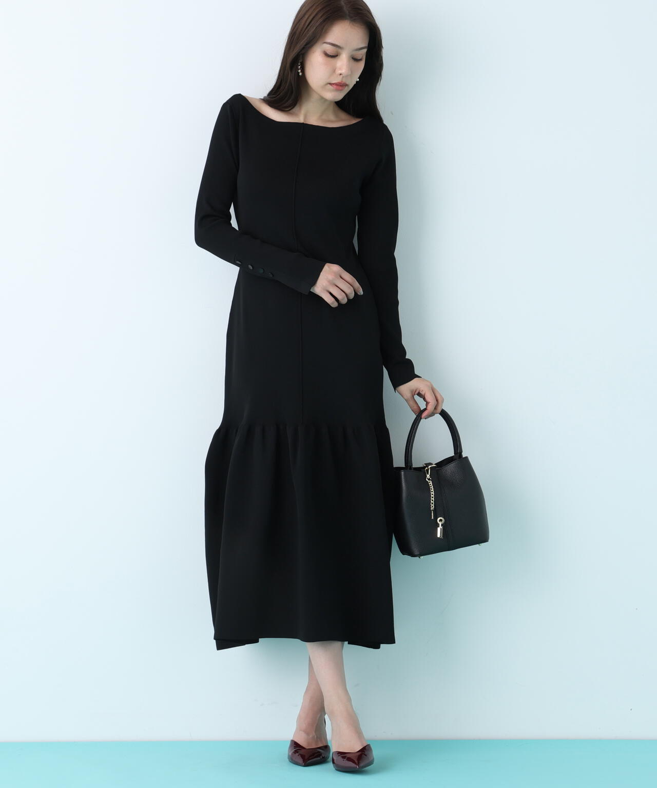 ボートネックマーメイドニットワンピース