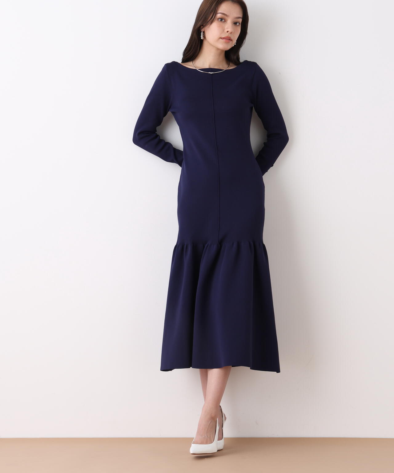 ボートネックマーメイドニットワンピース