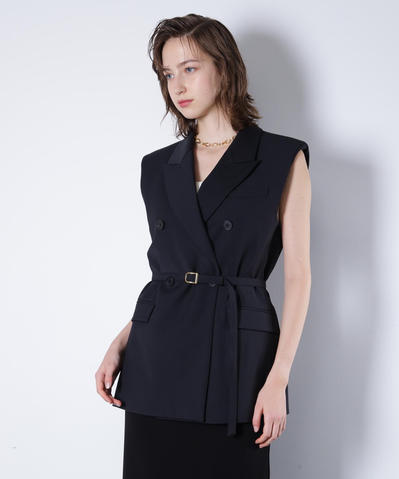 H 177cm B 76cm W 61cm H 89cm 着用サイズ:38