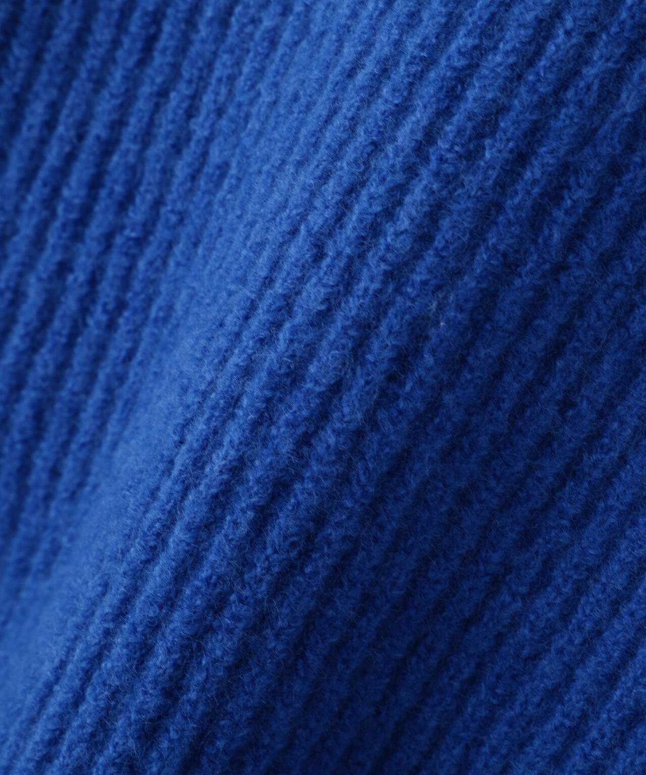 フードスヌード付きニットプルオーバー