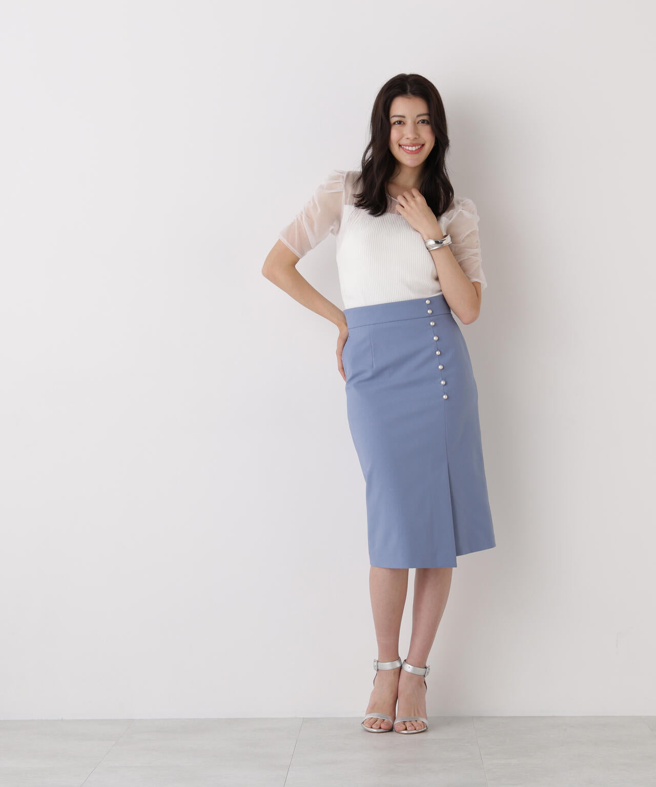 170cm B:76 W:60 H:84 着用サイズ:38