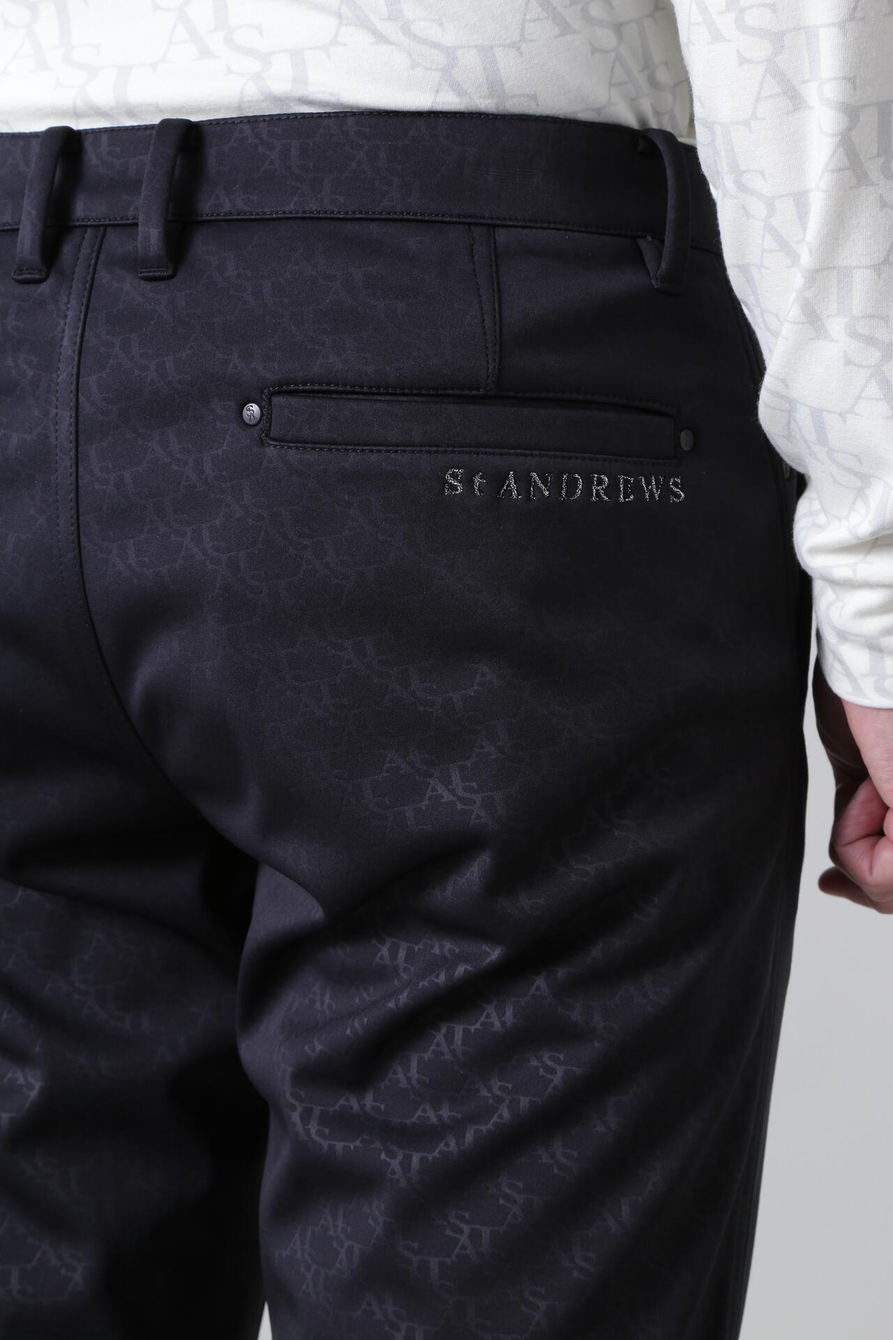 ロゴエンボスボンディング ストレッチパンツ (MENS)