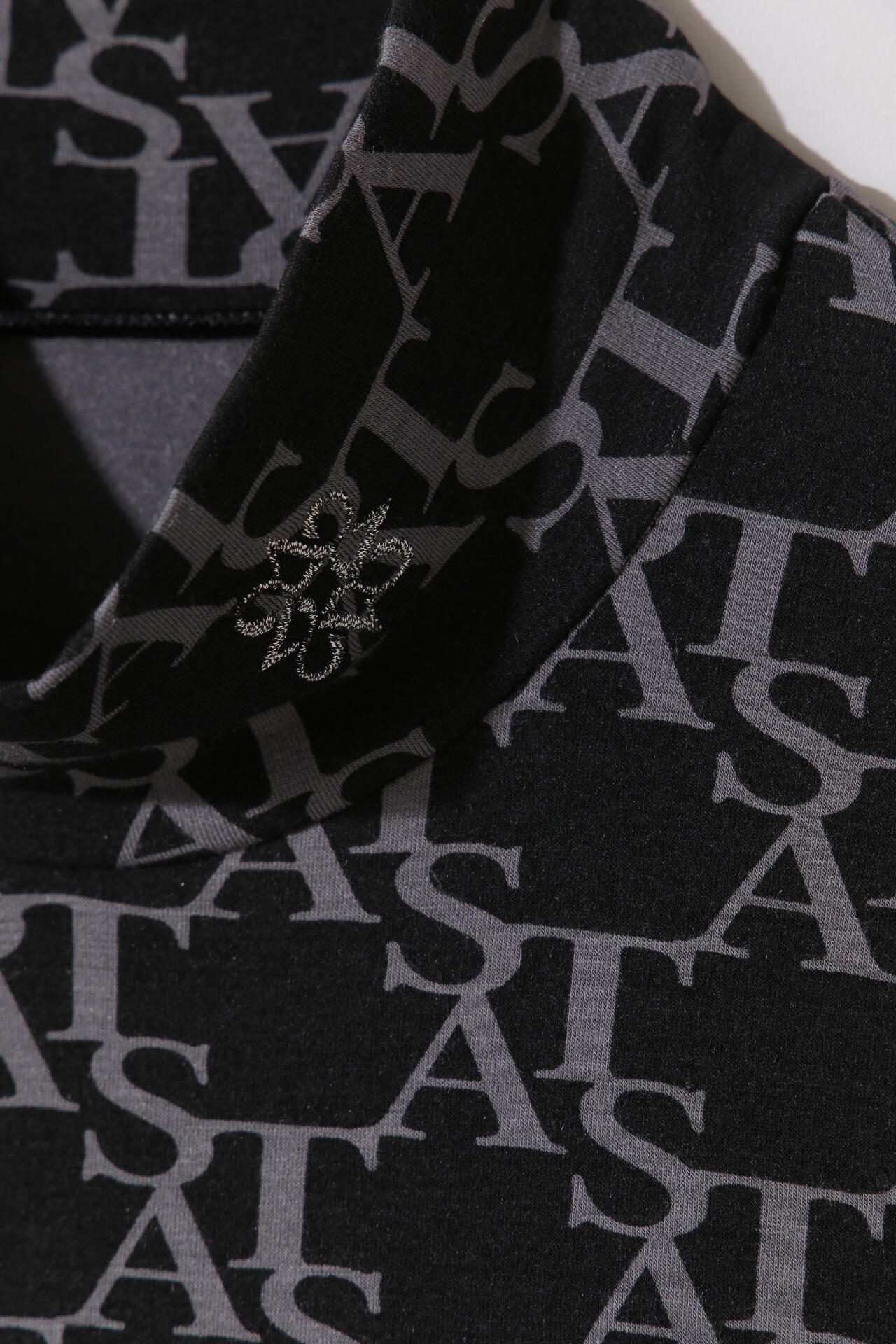 STAモノグラムプリント長袖ハイネックカットソー (MENS)