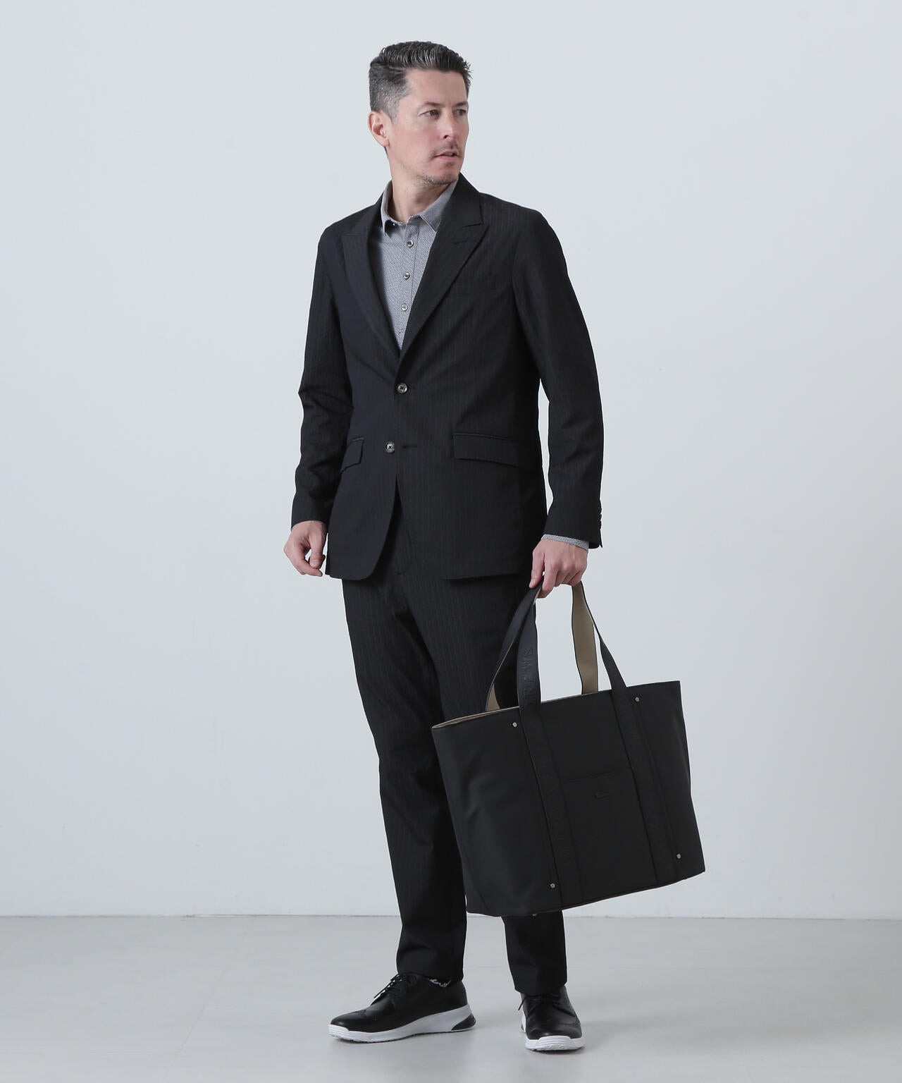 合皮エンボストートバッグ (UNISEX)