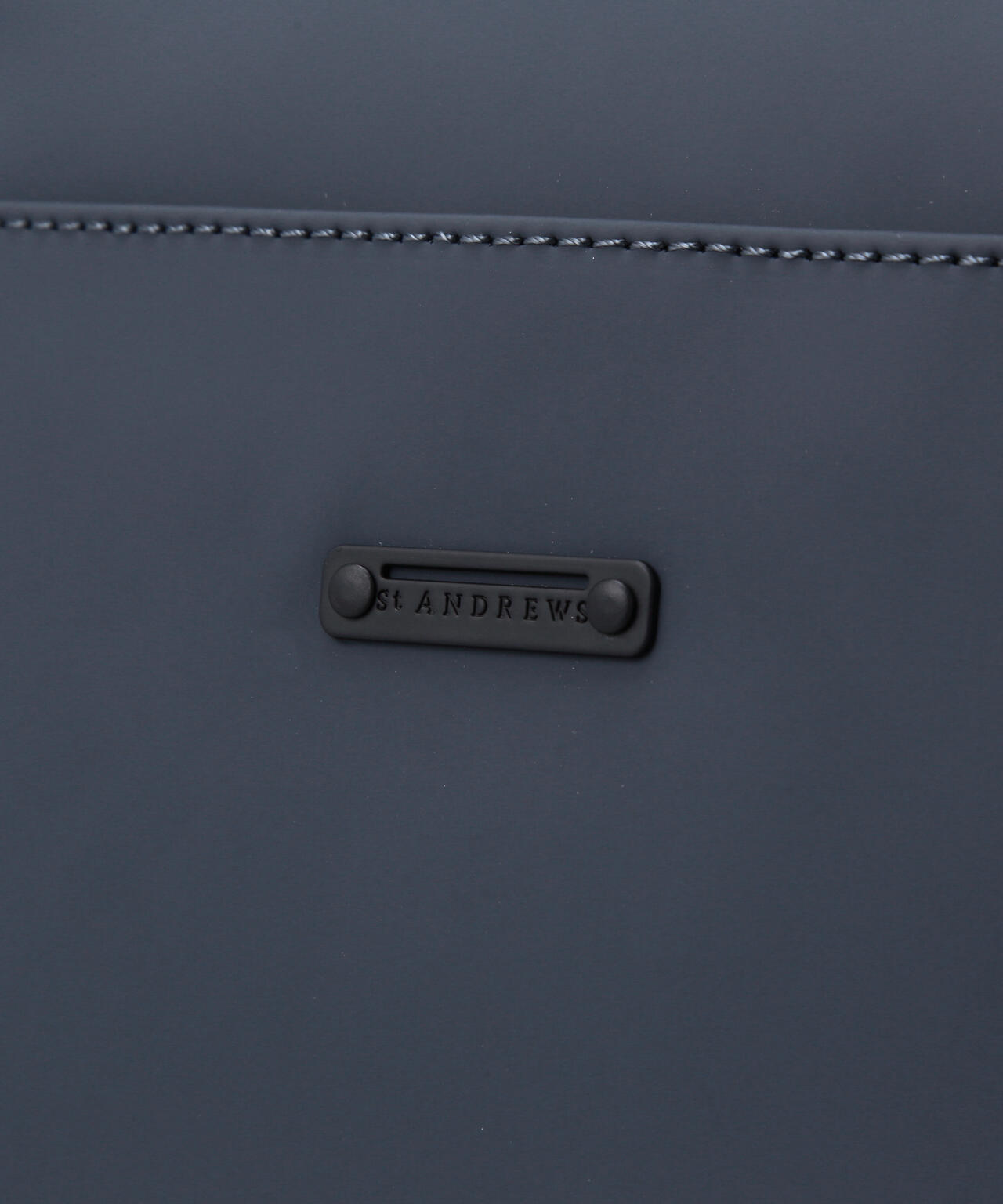 合皮エンボストートバッグ (UNISEX)