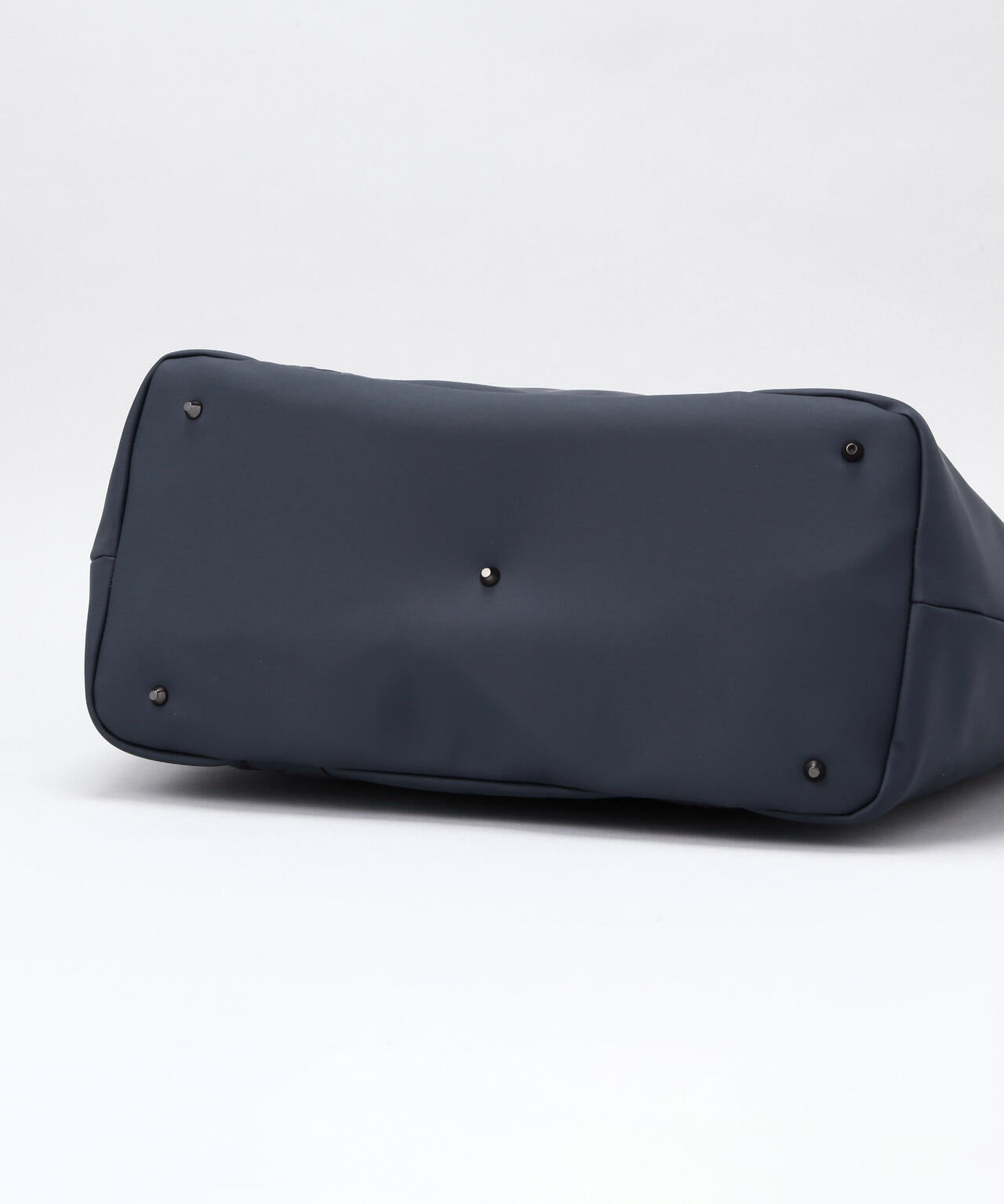 合皮エンボストートバッグ (UNISEX)