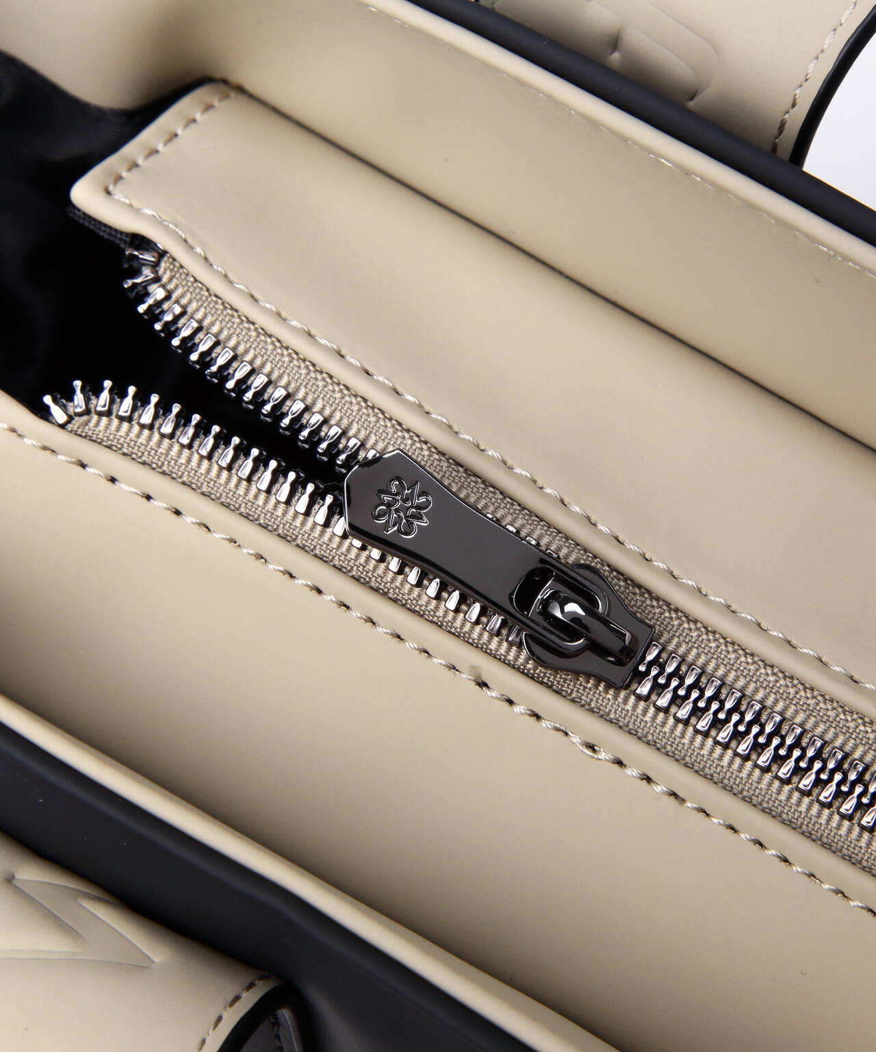 bf628f46-ae98-5add-aae5-0d0b8a674cd1_Image