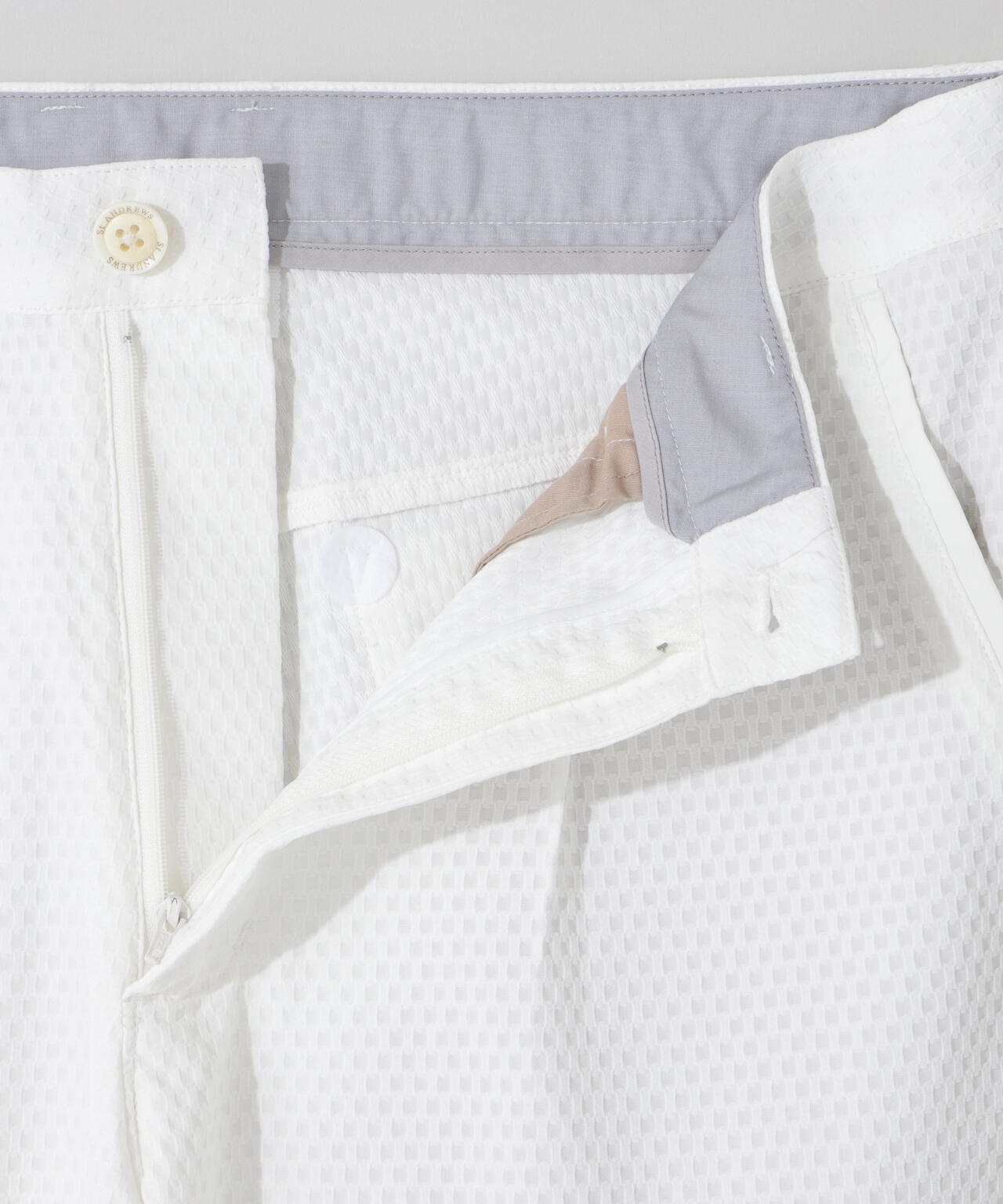 45ab0846-e4c6-5bc0-9fa6-20924119ea9e_Image