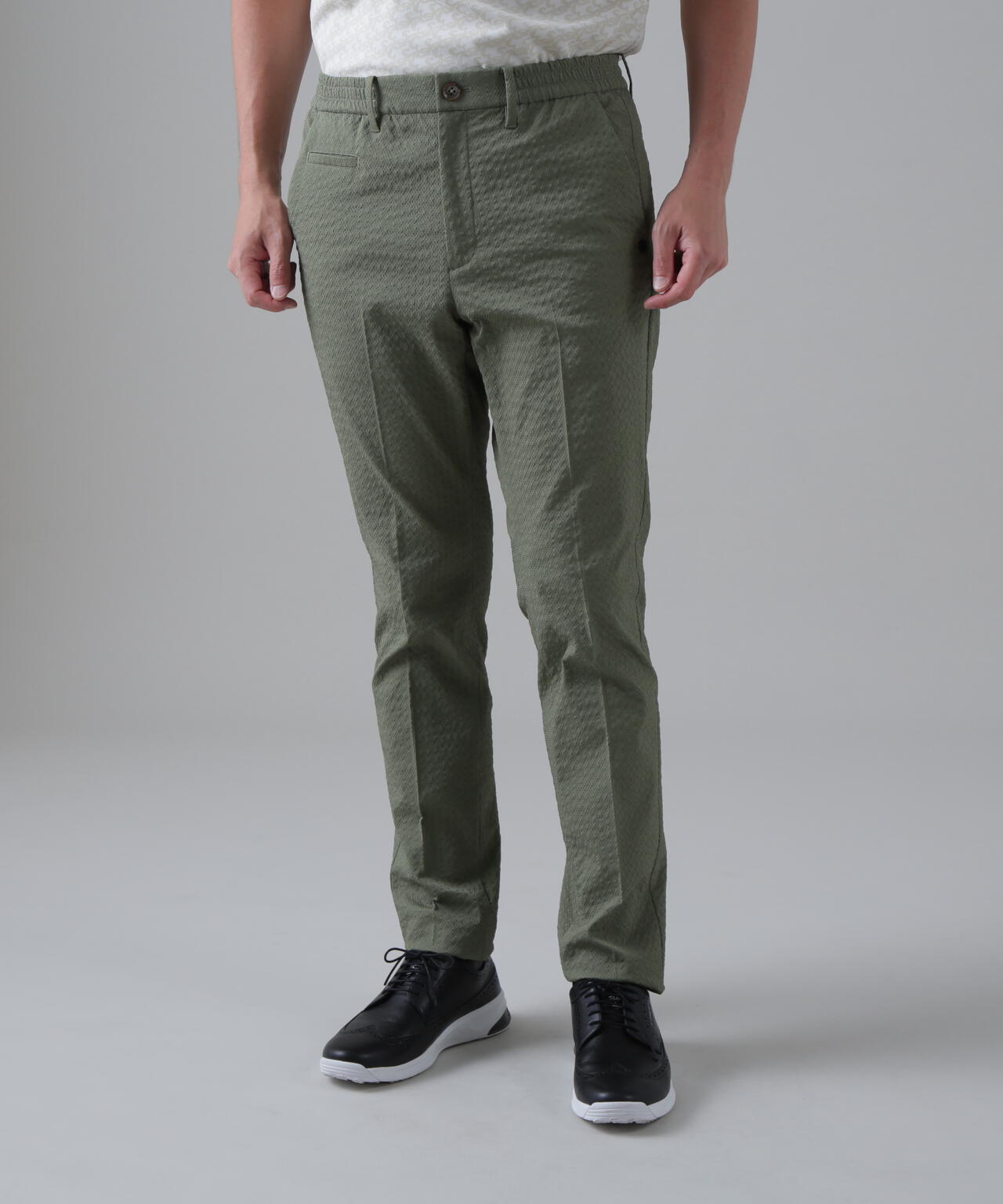 ドットストライプジャカード レギュラーテーパードパンツ (MENS)