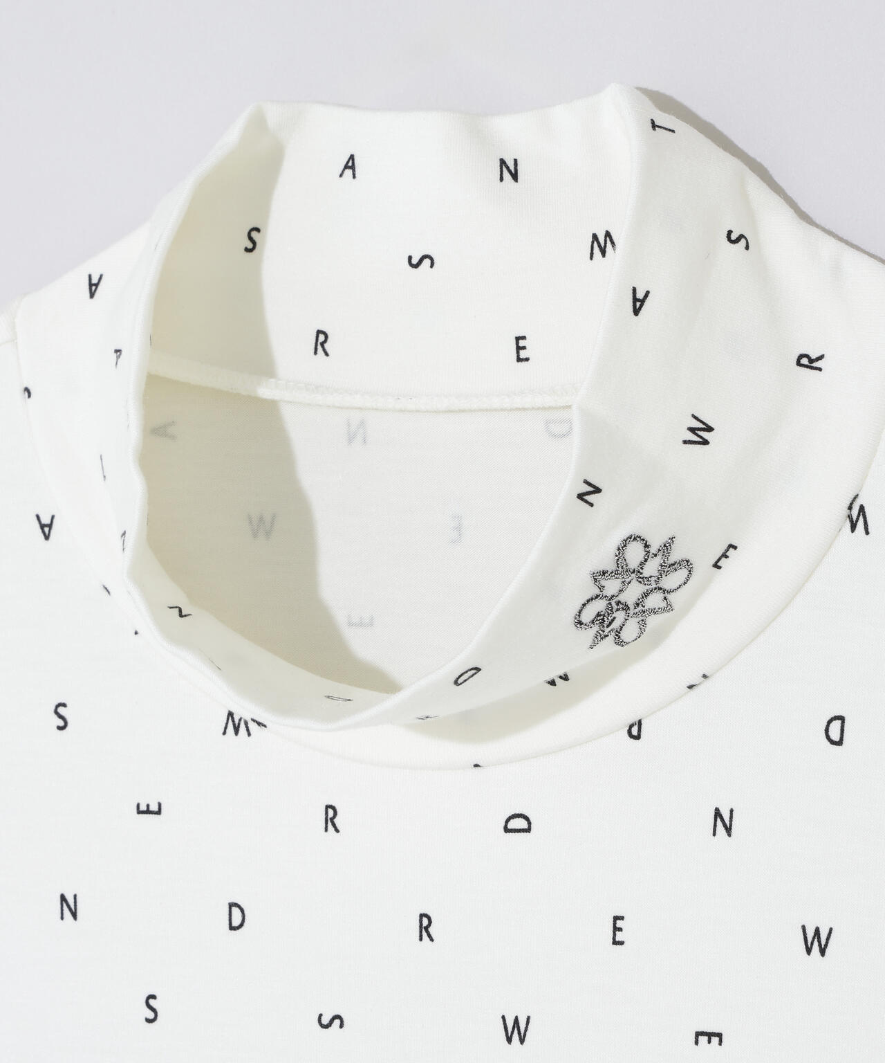 ソリストヒートミニロゴプリント長袖ハイネックカットソー (MENS)