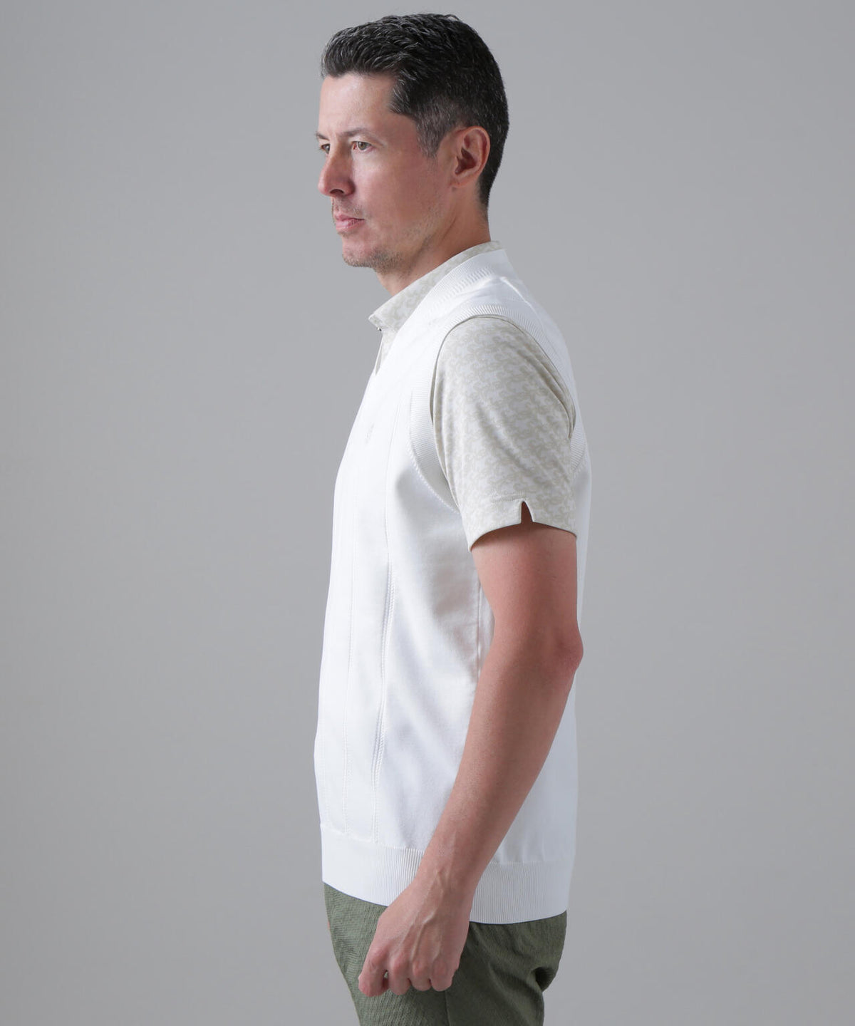 14G天竺×ケーブル Vネックニットベスト (MENS)