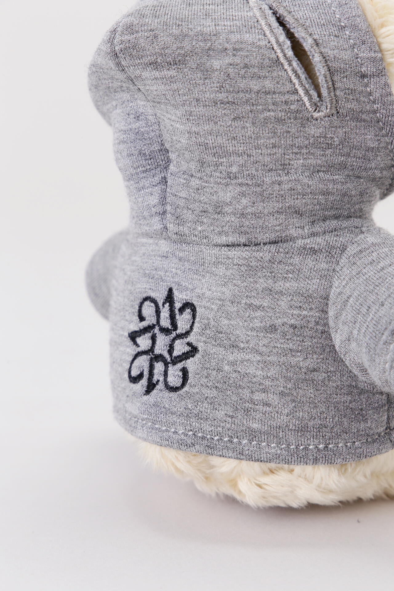 63582f28-f77b-5e5d-8946-e0027b8950f1_Image