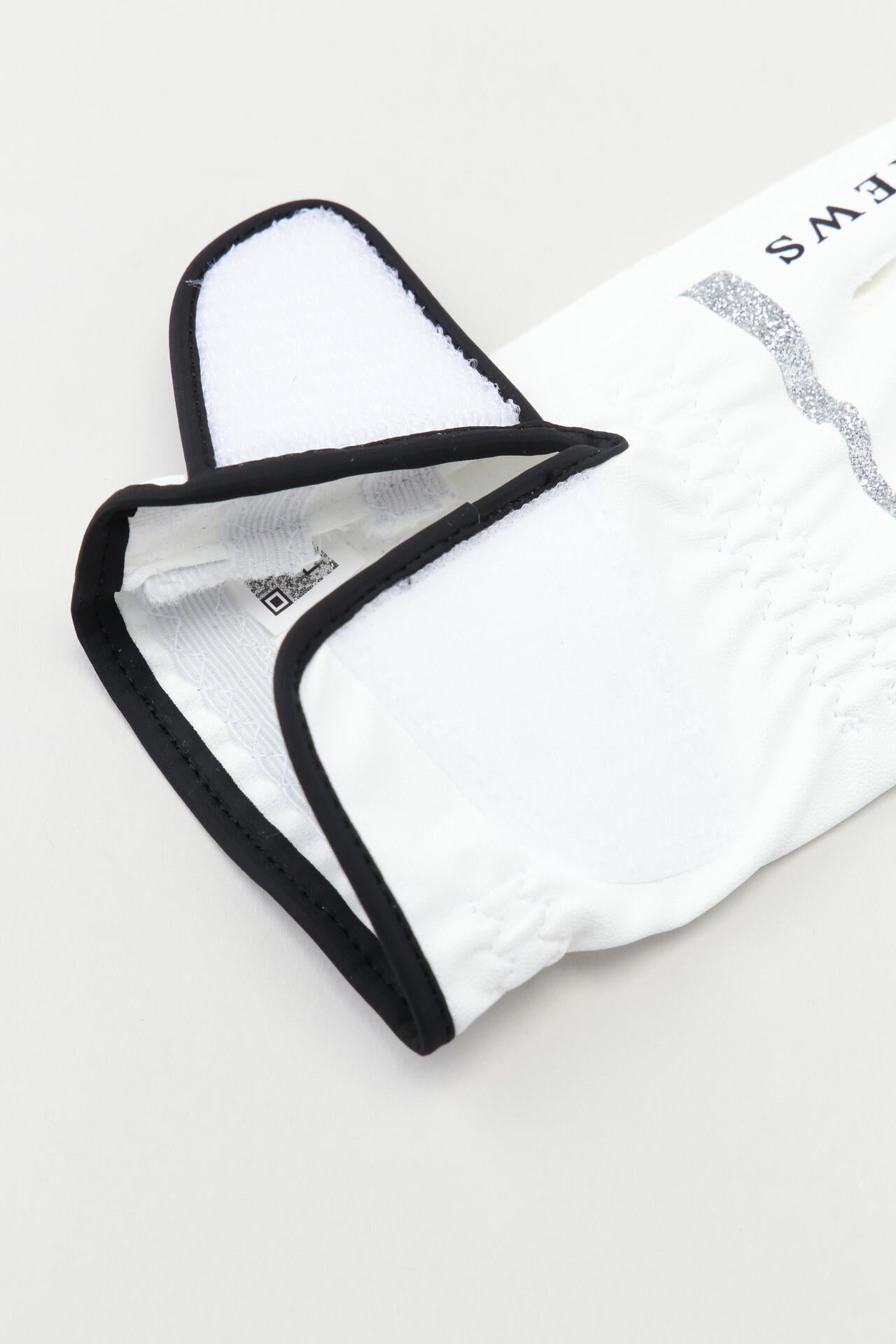 543e3eca-8851-57ec-b36d-d572d947e108_Image