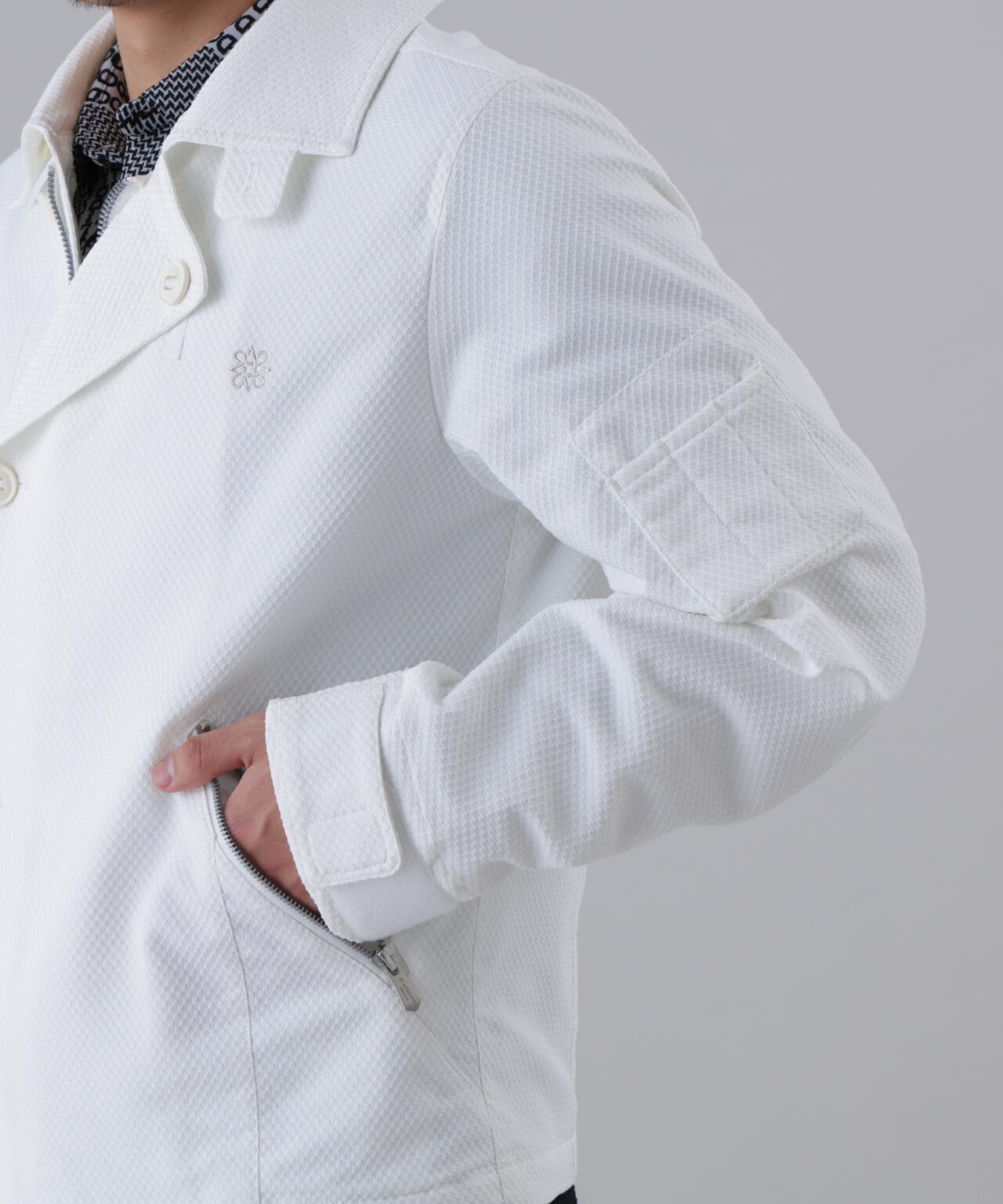 幾何学ジャガードブルゾン (MENS)