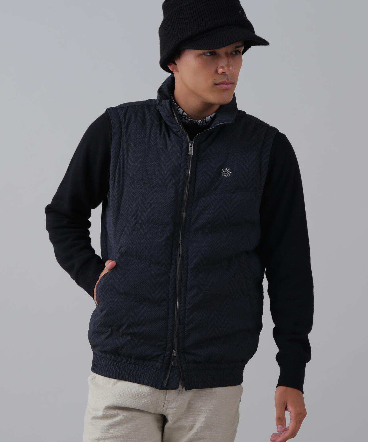 ヘリンボーンプリント中綿キルトブルゾン (MENS)