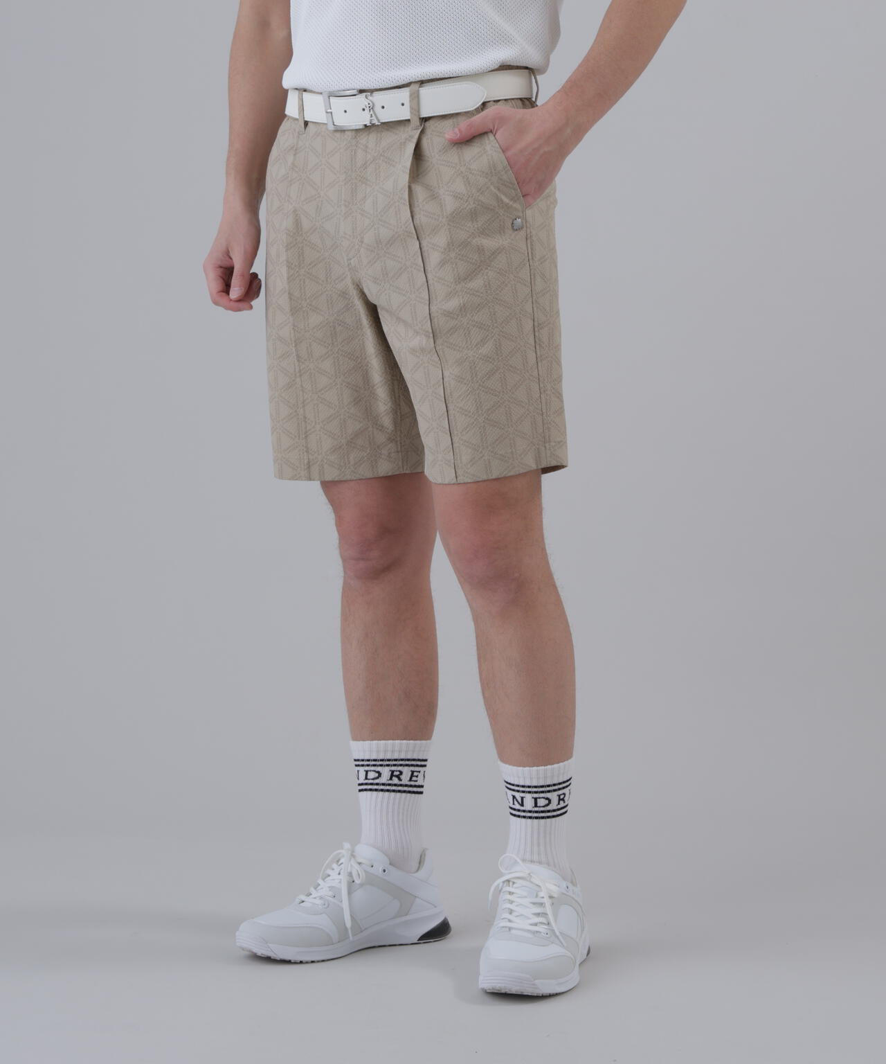 【吸水速乾】【ストレッチ】トライアングルロゴプリントショートパンツ (MENS)
