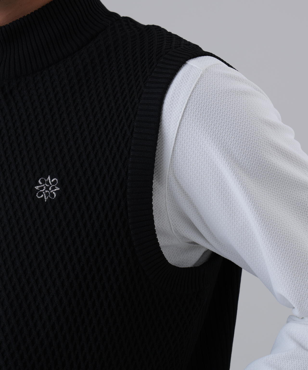 ジップアップニットベスト (MENS)