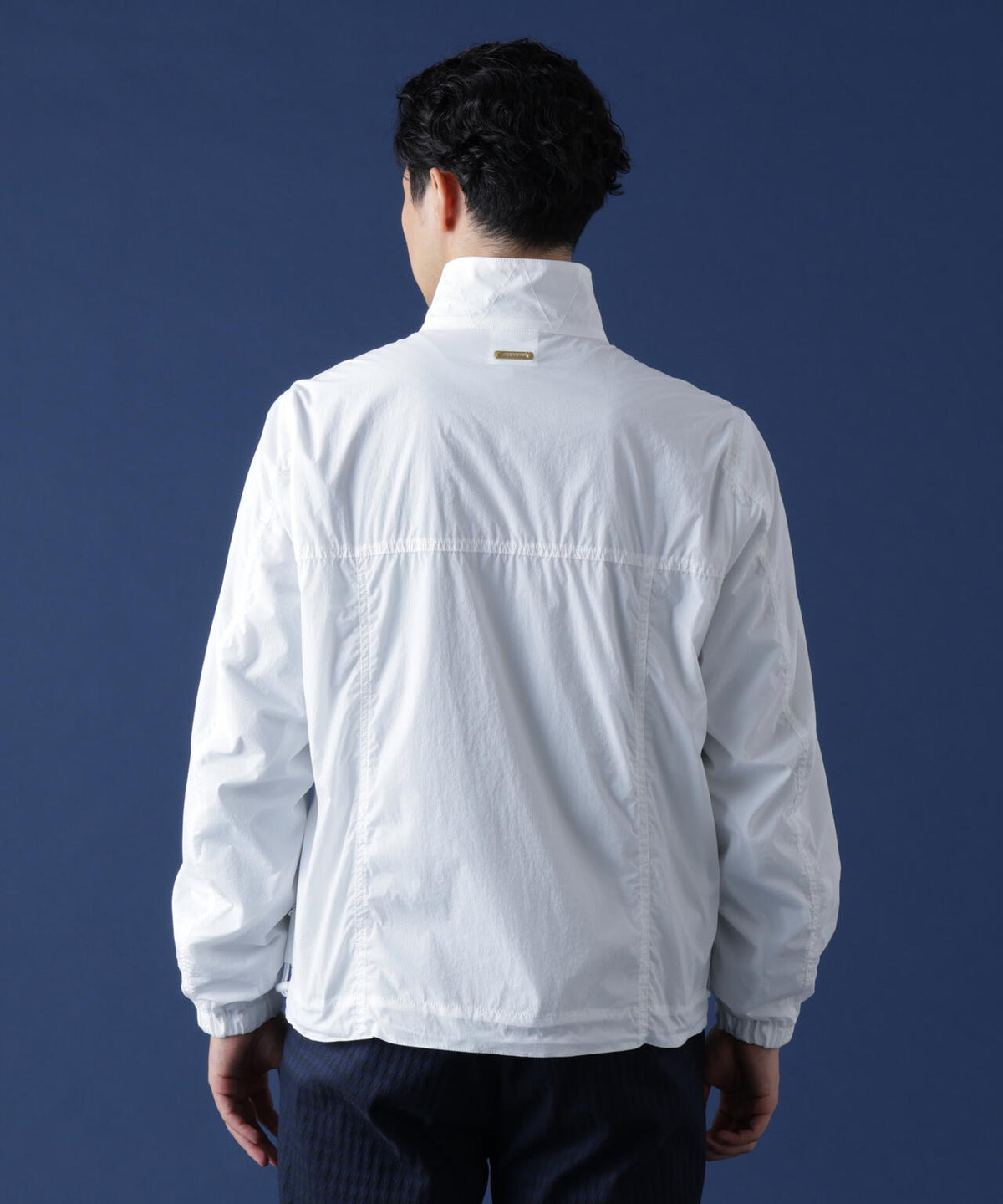 185cm C: 97 W:79 H:95 着用サイズ:L