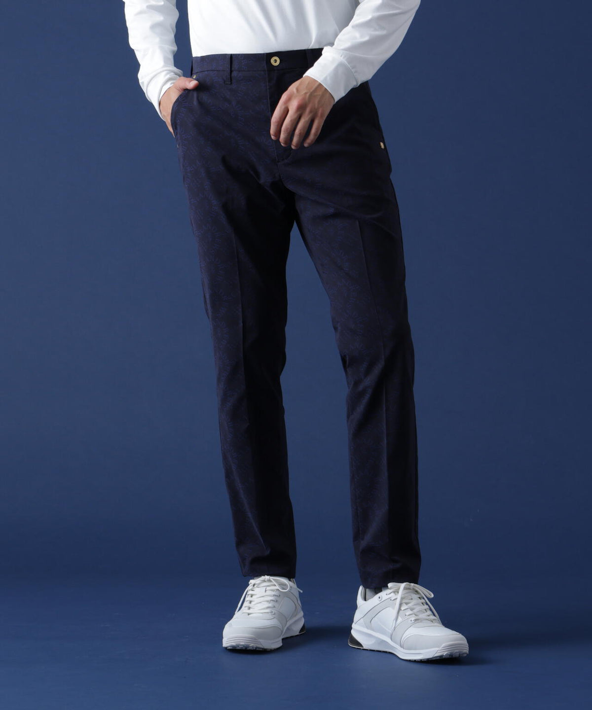 185cm C: 97 W:79 H:95 着用サイズ:L
