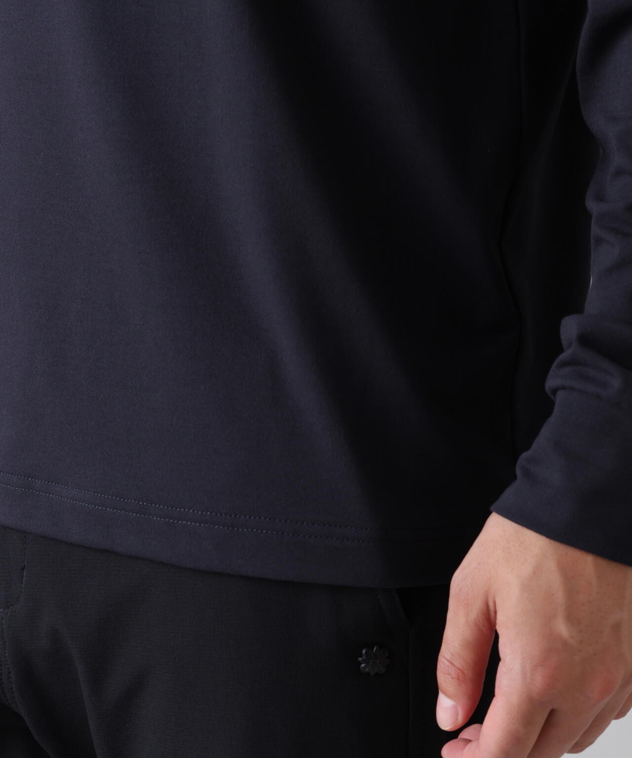 185cm C: 97 W:79 H:95 着用サイズ:L