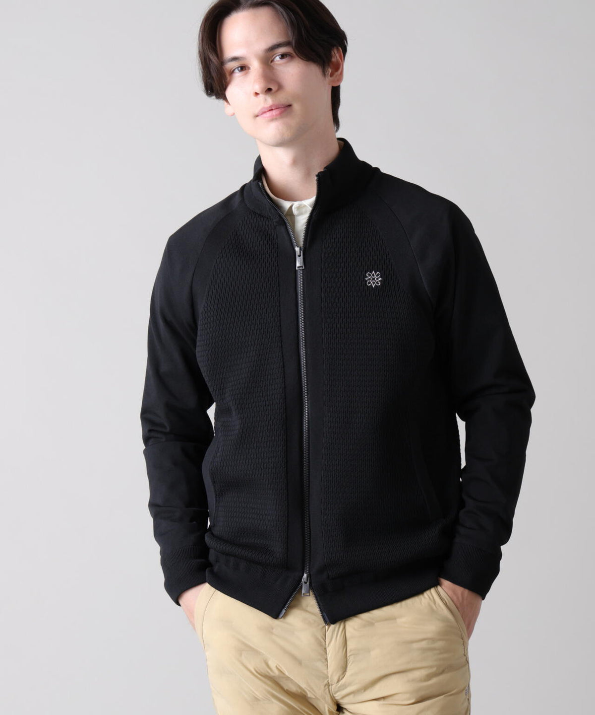 H:183cm C:94cm W:78cm H:95cm 着用サイズ:L