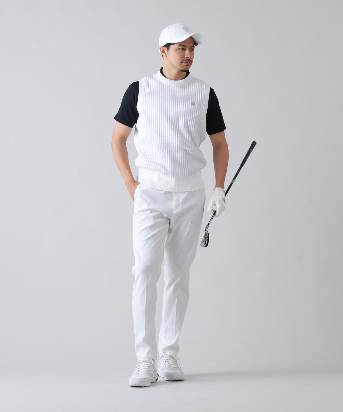 185cm C: 97 W:79 H:95 着用サイズ:L