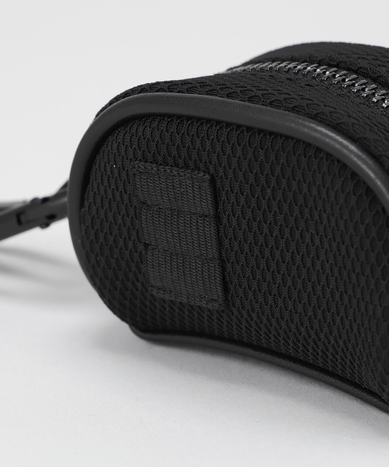 メッシュボンディングボールポーチ