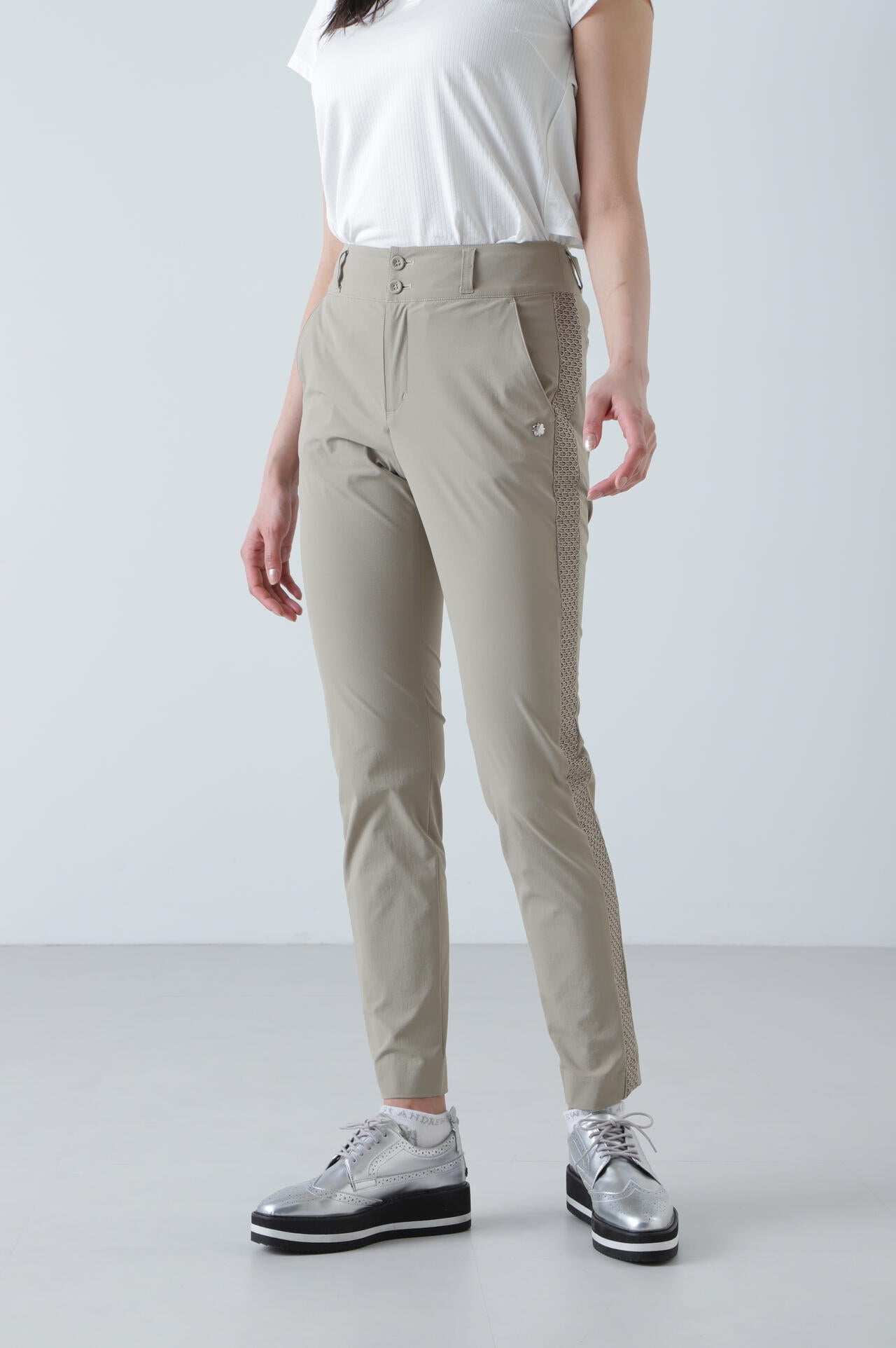 1ede3705-2b7a-5a43-b42d-52fd3cfc255e_Image