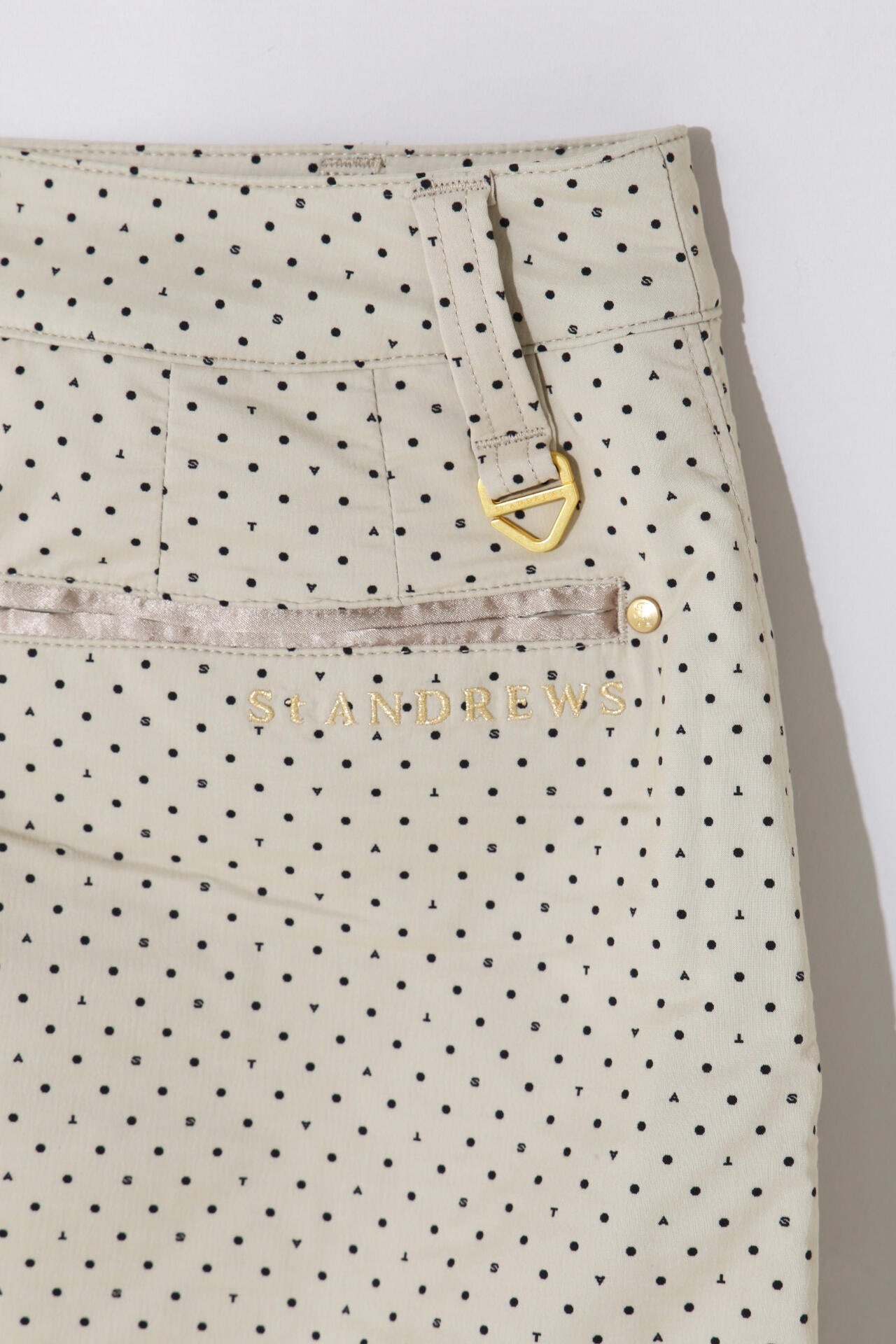 8335b579-2851-5791-8fab-0611405a2323_Image