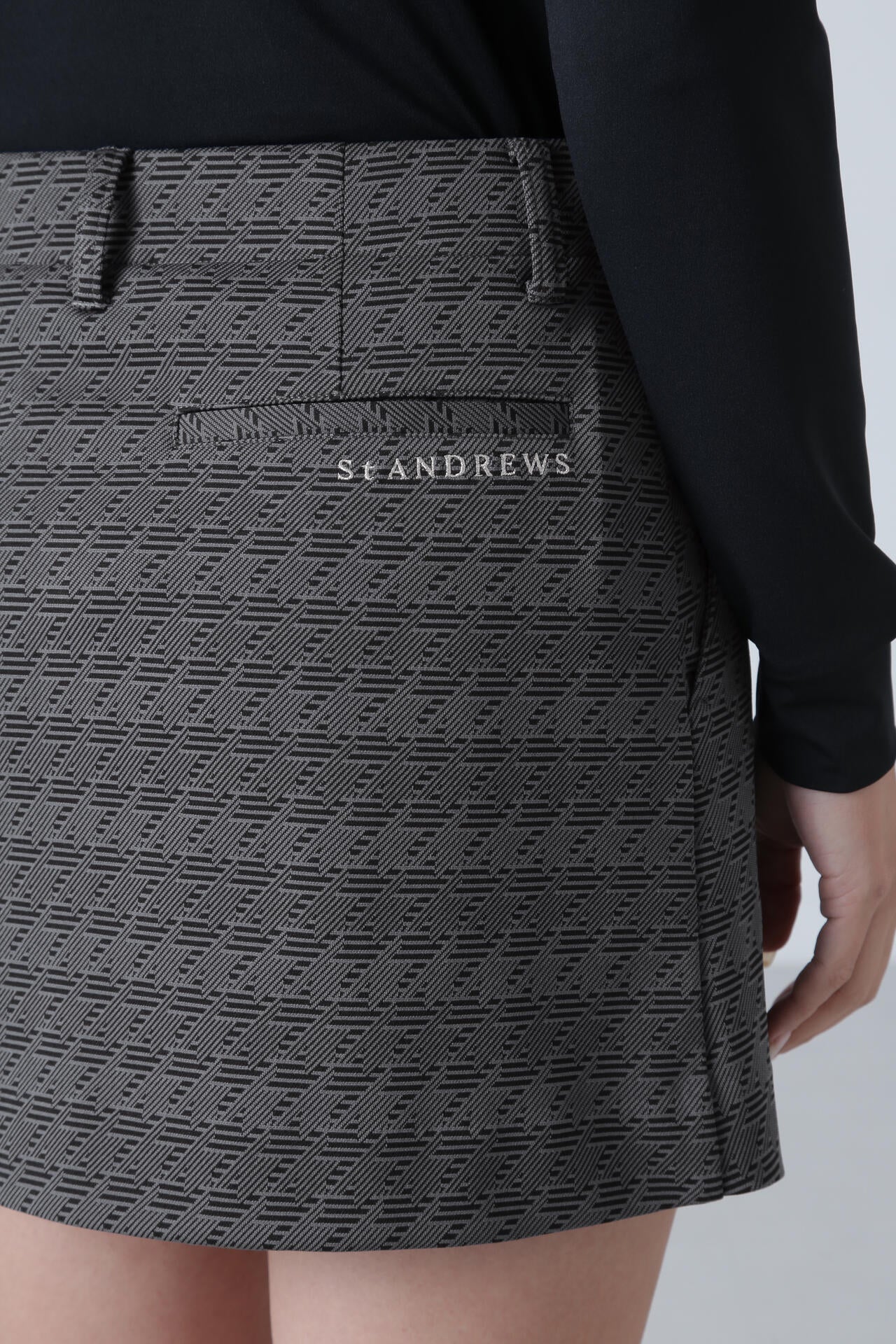 ジオメトリックジャガードスカート (WOMENS)