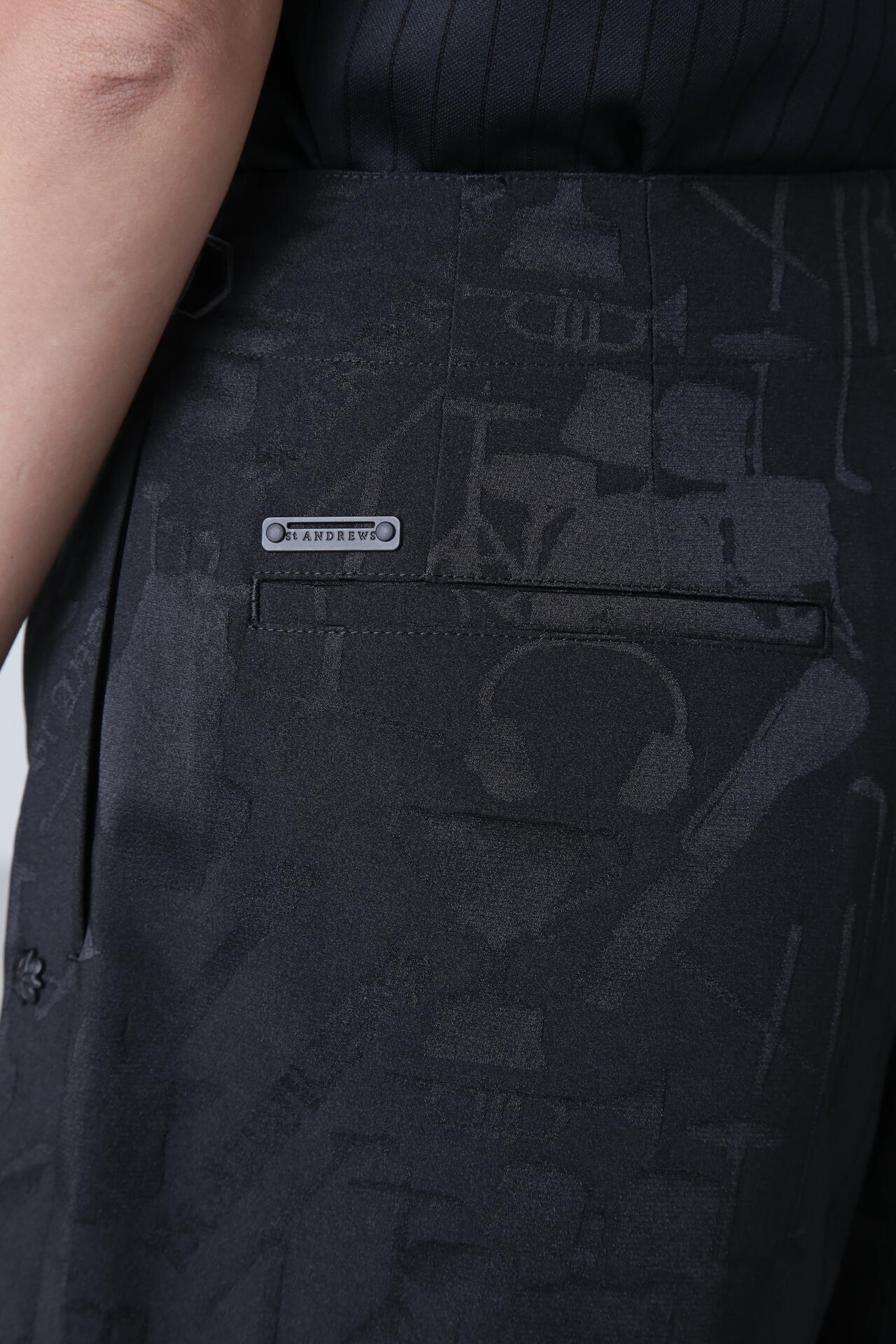 ミュージック柄ジャガードキュロットスカート (WOMENS)