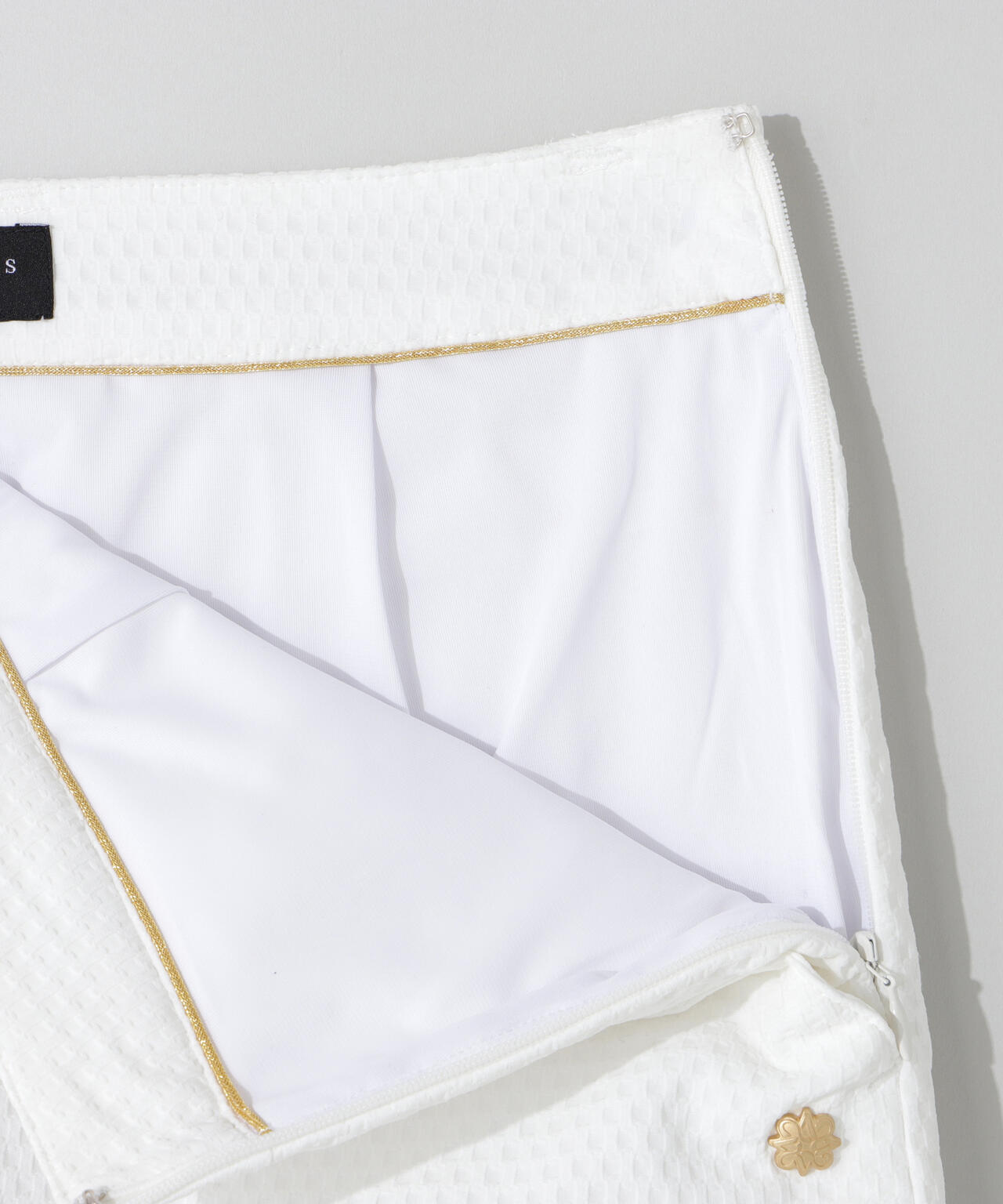 サッカージオメトリックジャガードスカート (WOMENS)