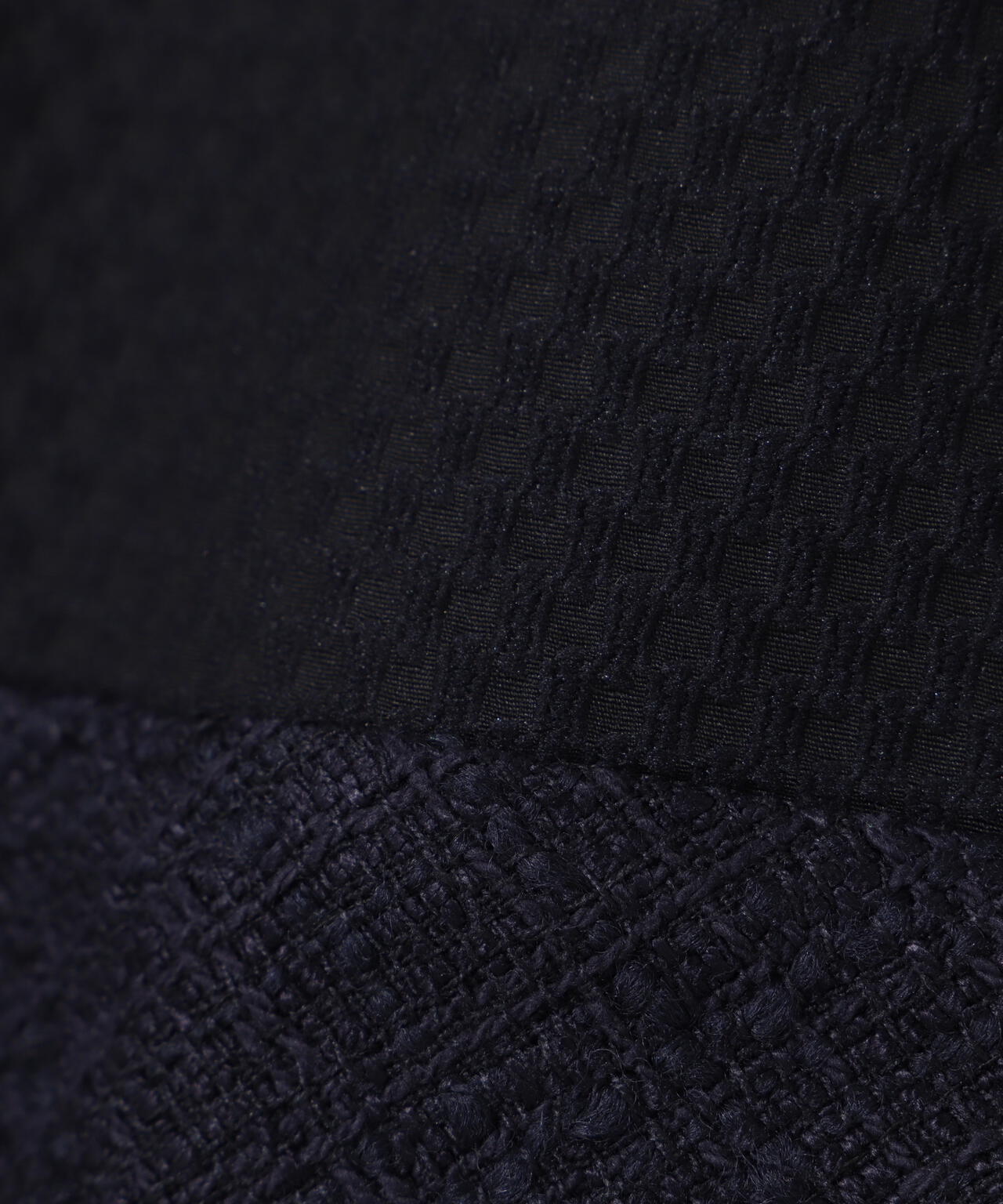 サッカージオメトリックジャガードスカート (WOMENS)