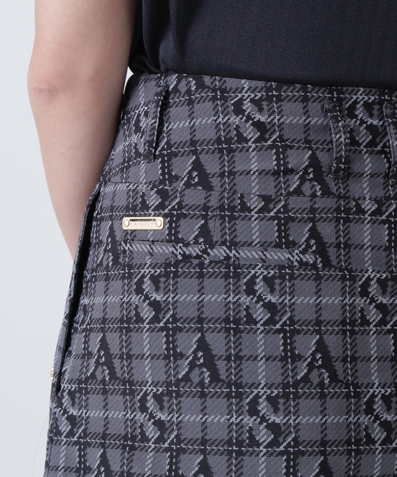 ロゴチェックジャガードスカート (WOMENS)