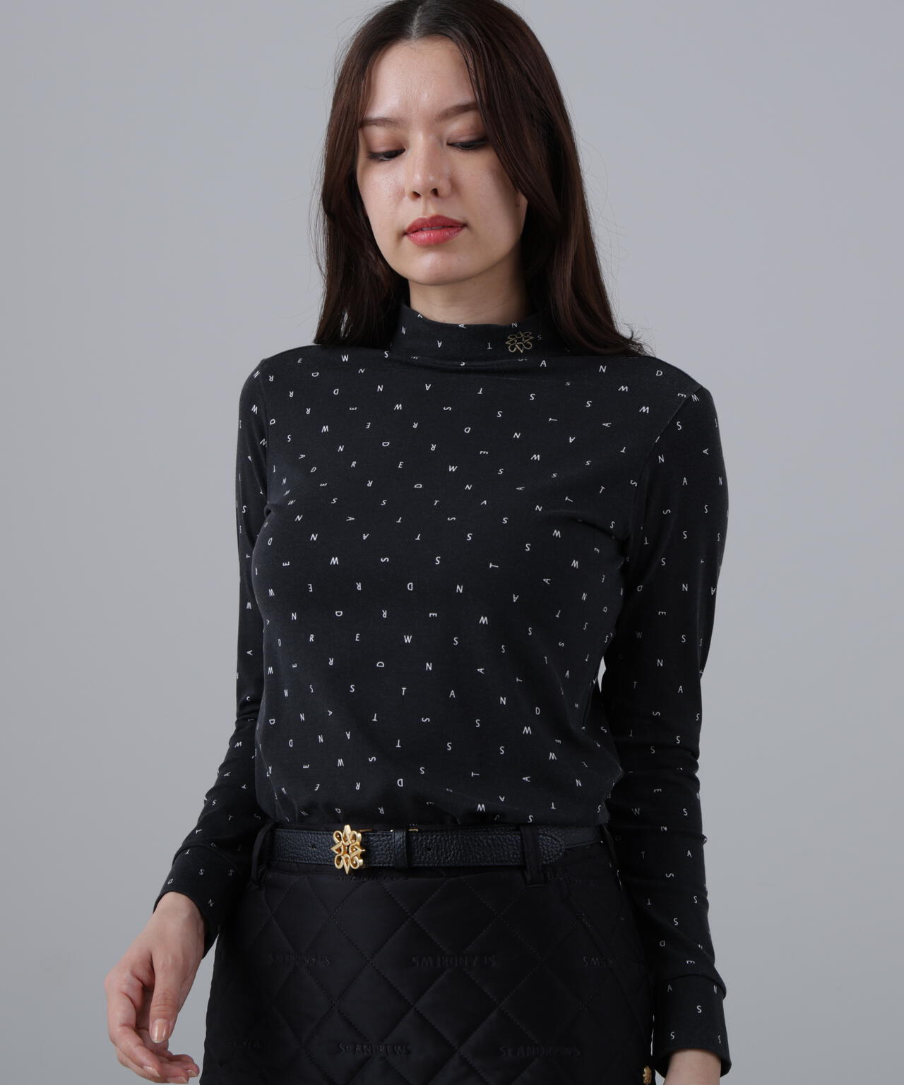 ソリストヒートミニロゴプリント長袖ハイネックカットソー (WOMENS)