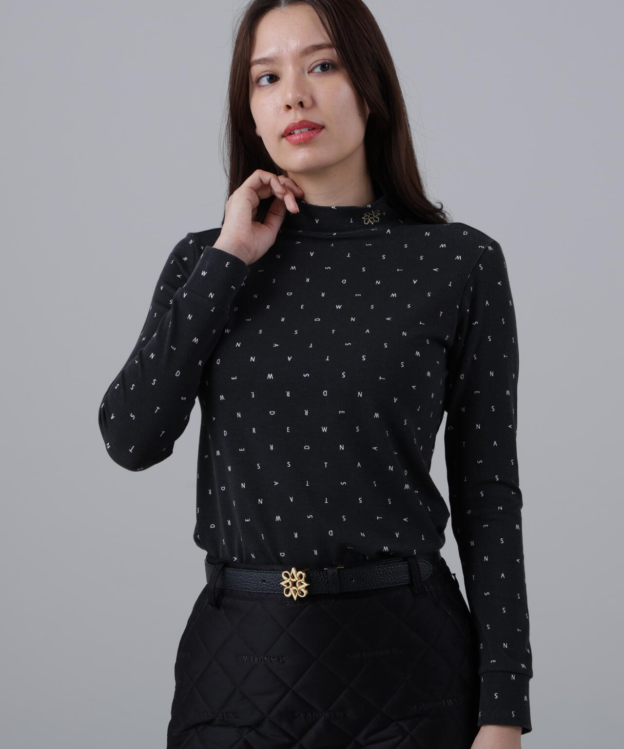 ソリストヒートミニロゴプリント長袖ハイネックカットソー (WOMENS)