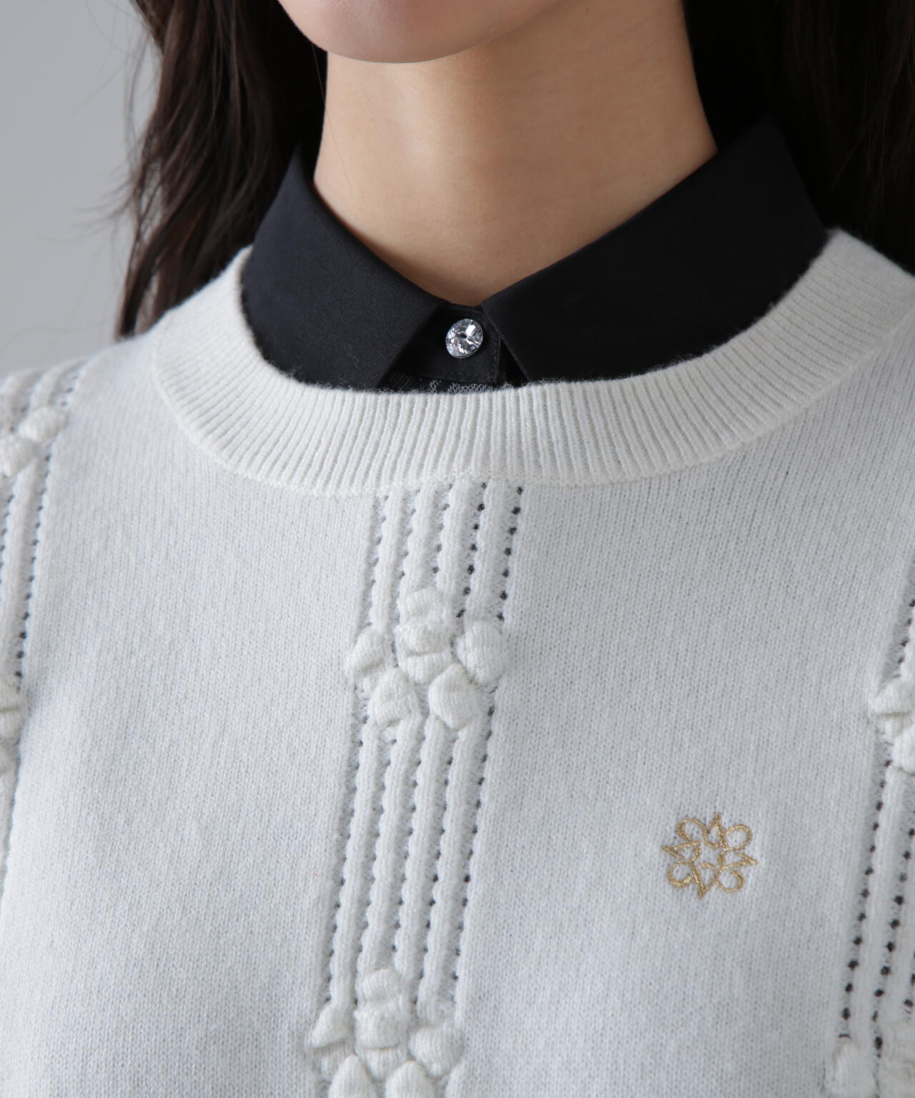 9Gアイレットリブ花柄クルーネックニットプルオーバー (WOMENS)