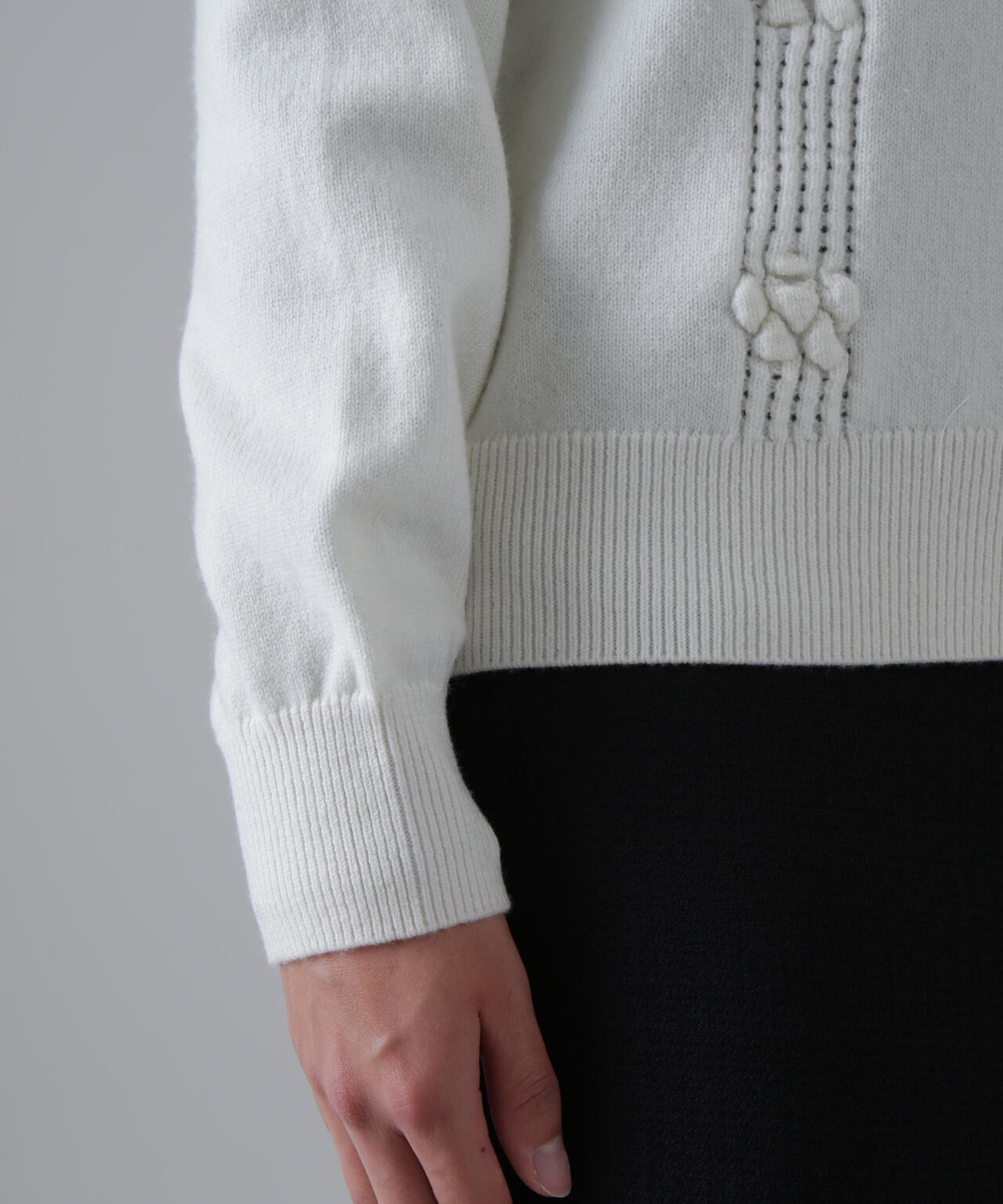 9Gアイレットリブ花柄クルーネックニットプルオーバー (WOMENS)