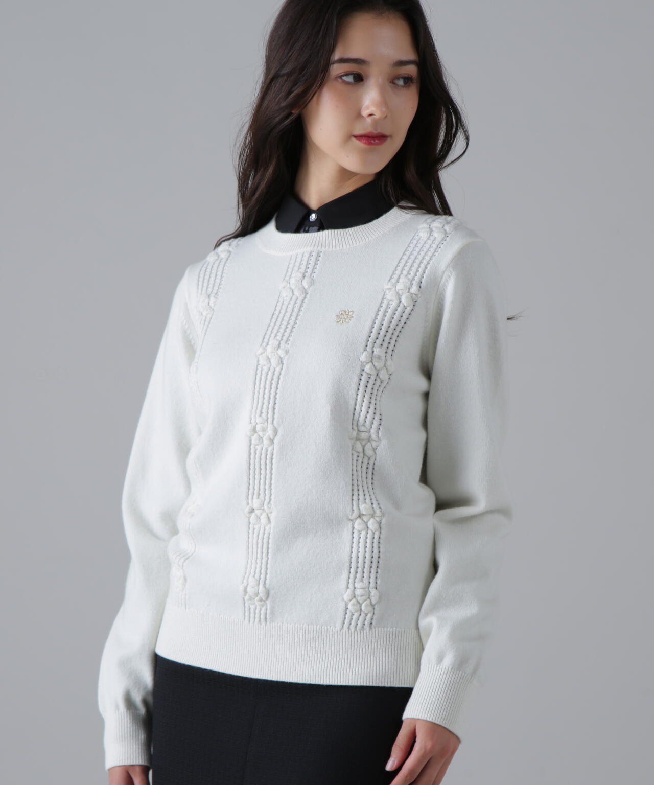 9Gアイレットリブ花柄クルーネックニットプルオーバー (WOMENS)